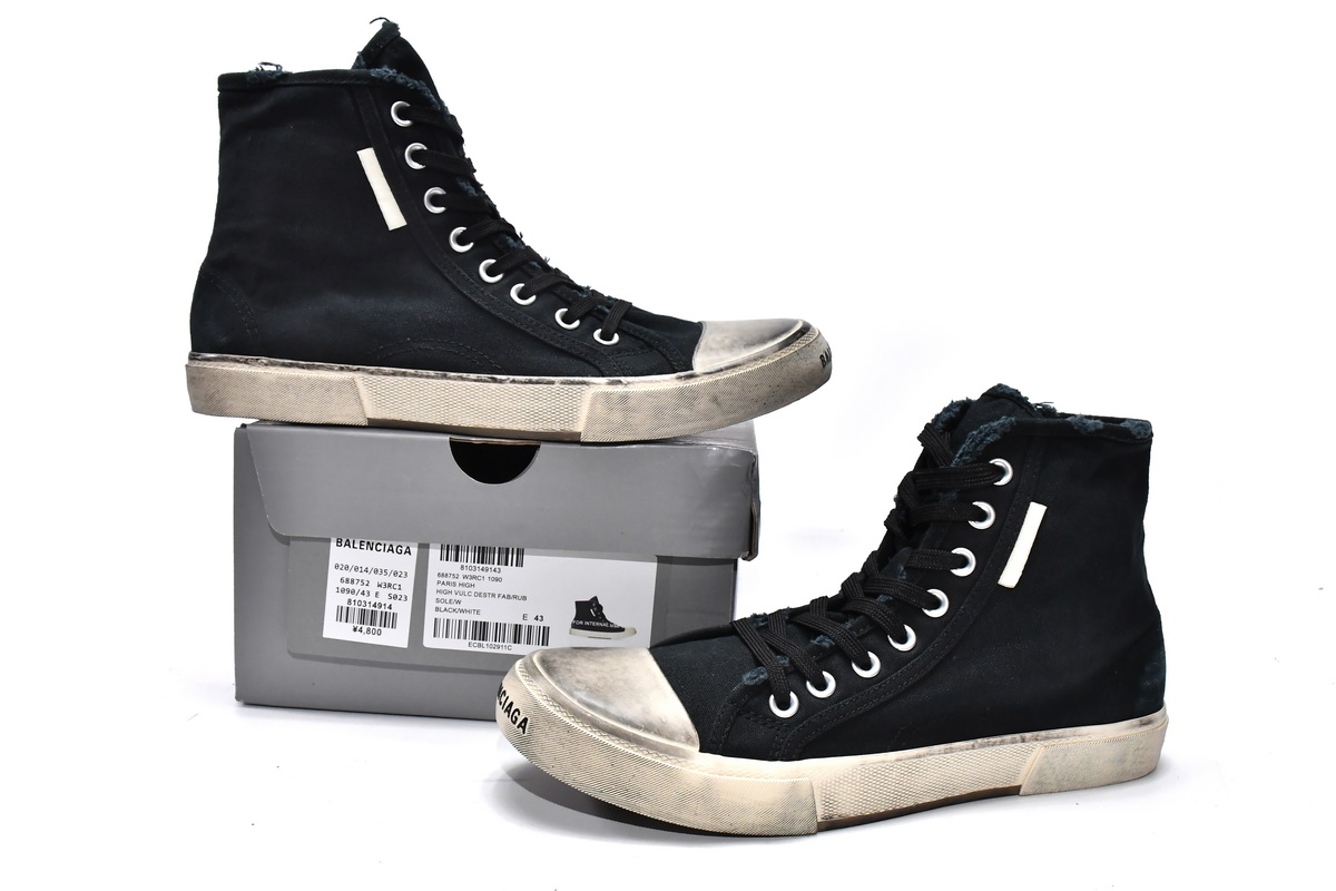 Balenciaga Paris High Top Black 688752 W3RC1 1090 | Stylish & Sleek Footwear.