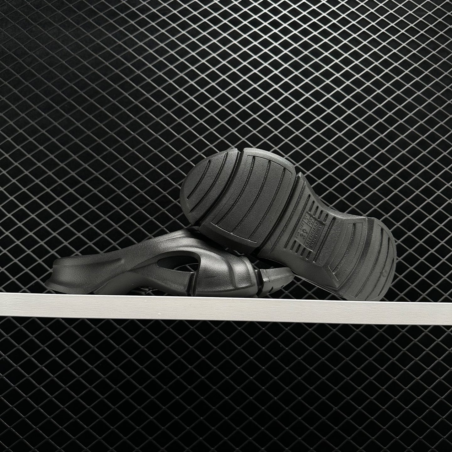Balenciaga Mold Slide Sandal Black 653873W3CE29000 - Stylish and Comfortable Women's Sandals