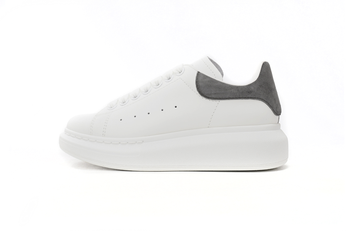 Alexander McQueen Oversized Sneaker 'White Grey' 634609 WHNBZ 9724 - Shop Now for Trendy Footwear