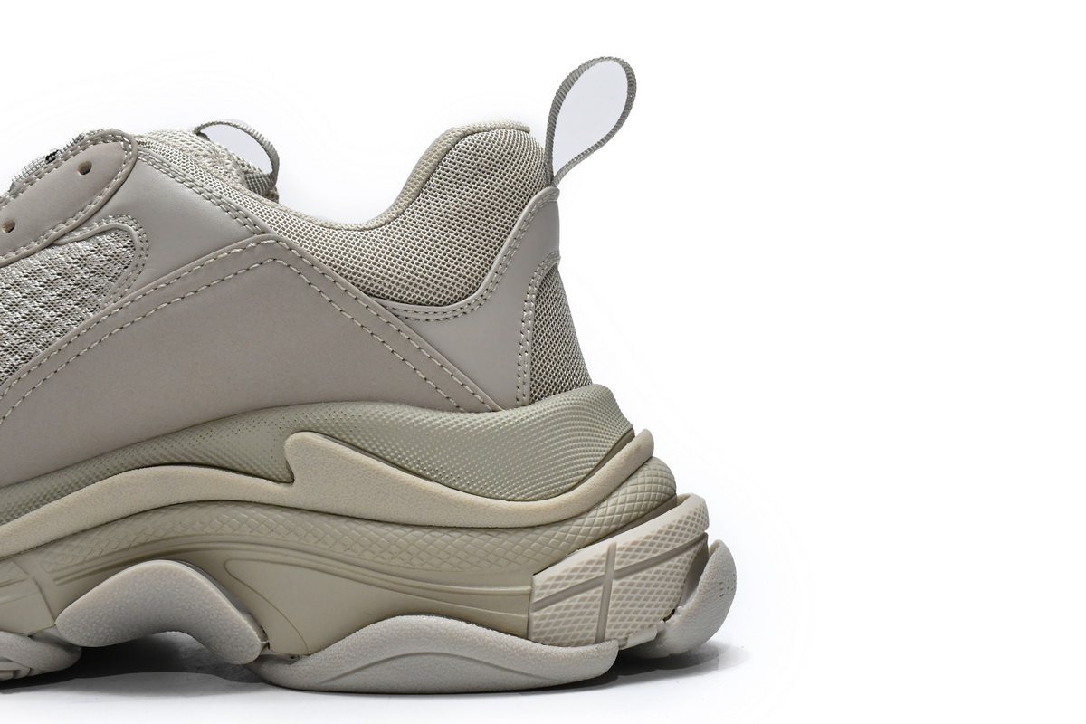 Balenciaga Triple S Rice Ash 534737 W2FW1 9700 | Shop Now! Balenciaga Triple S Rice Ash 534737 W2FW1 9700 | Shop Now!