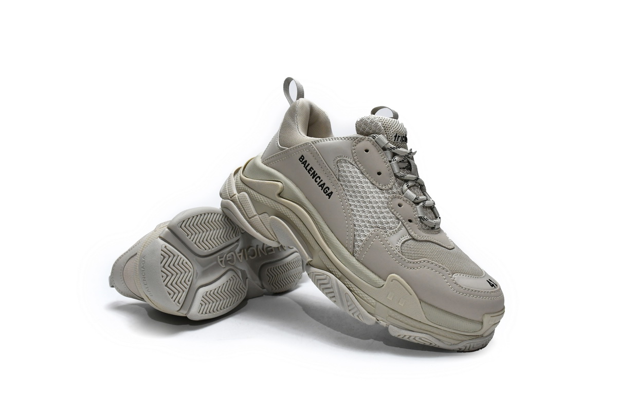 Balenciaga Triple S Rice Ash 534737 W2FW1 9700 | Shop Now! Balenciaga Triple S Rice Ash 534737 W2FW1 9700 | Shop Now!