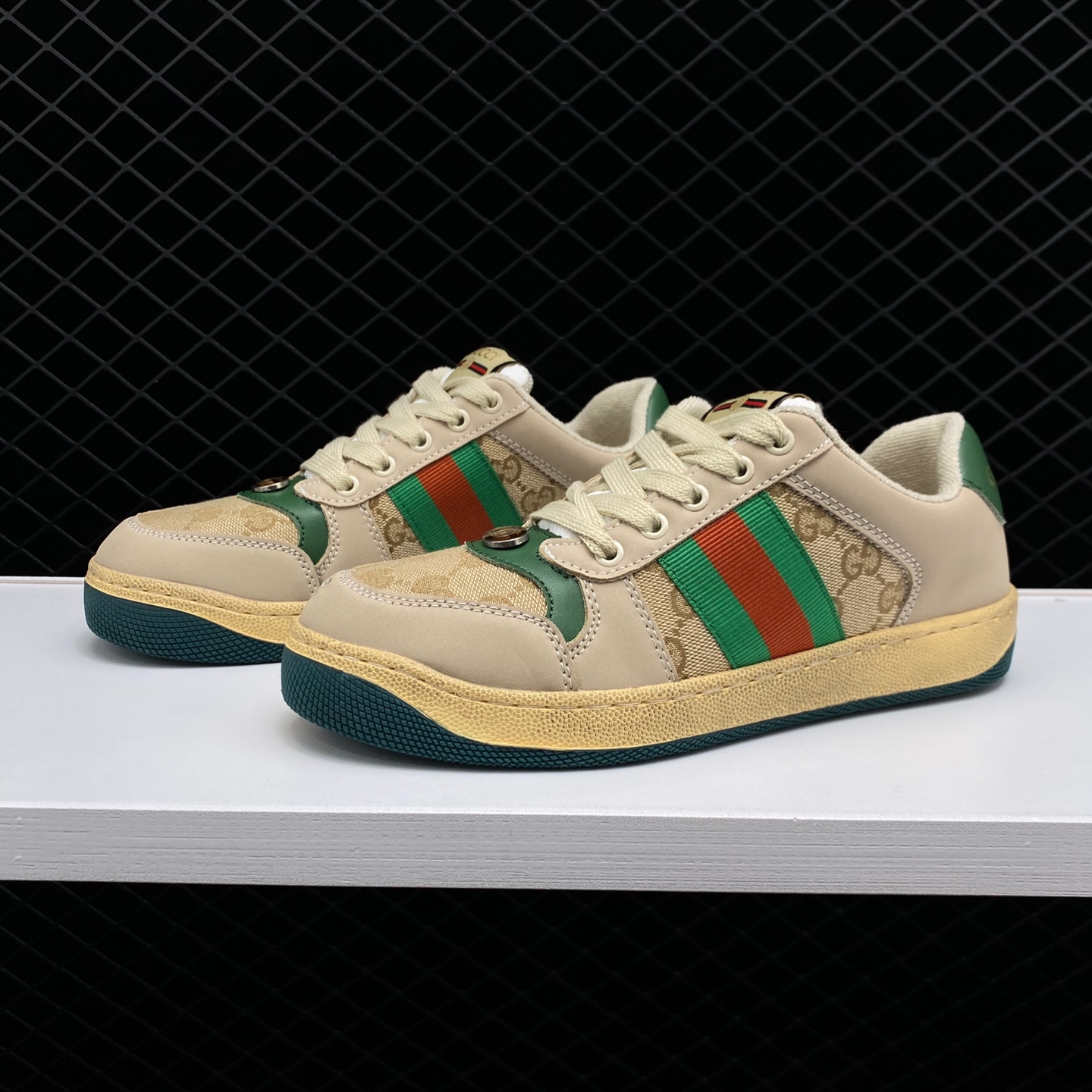 Gucci Screener Butter Leather Green 570443 9Y920 - Authentic Luxury Sneakers