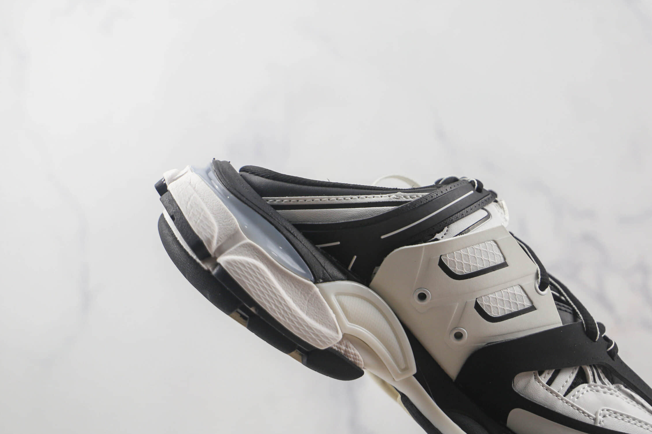 Balenciaga Track Mule 'White Black' 653814 W3DA4 9019 - Stylish and Versatile Footwear