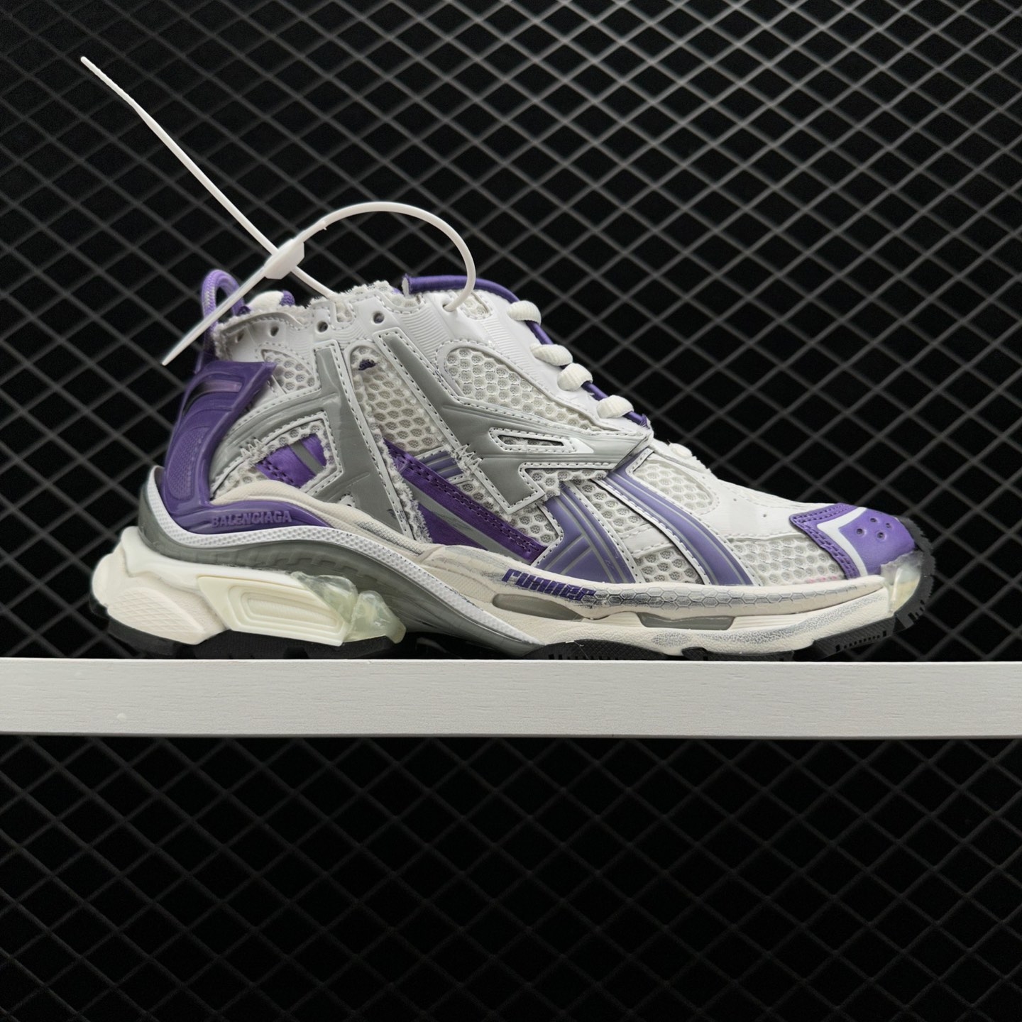 Balenciaga Wmns Runner Sneaker - Purple | 677402 W3RB3 5901