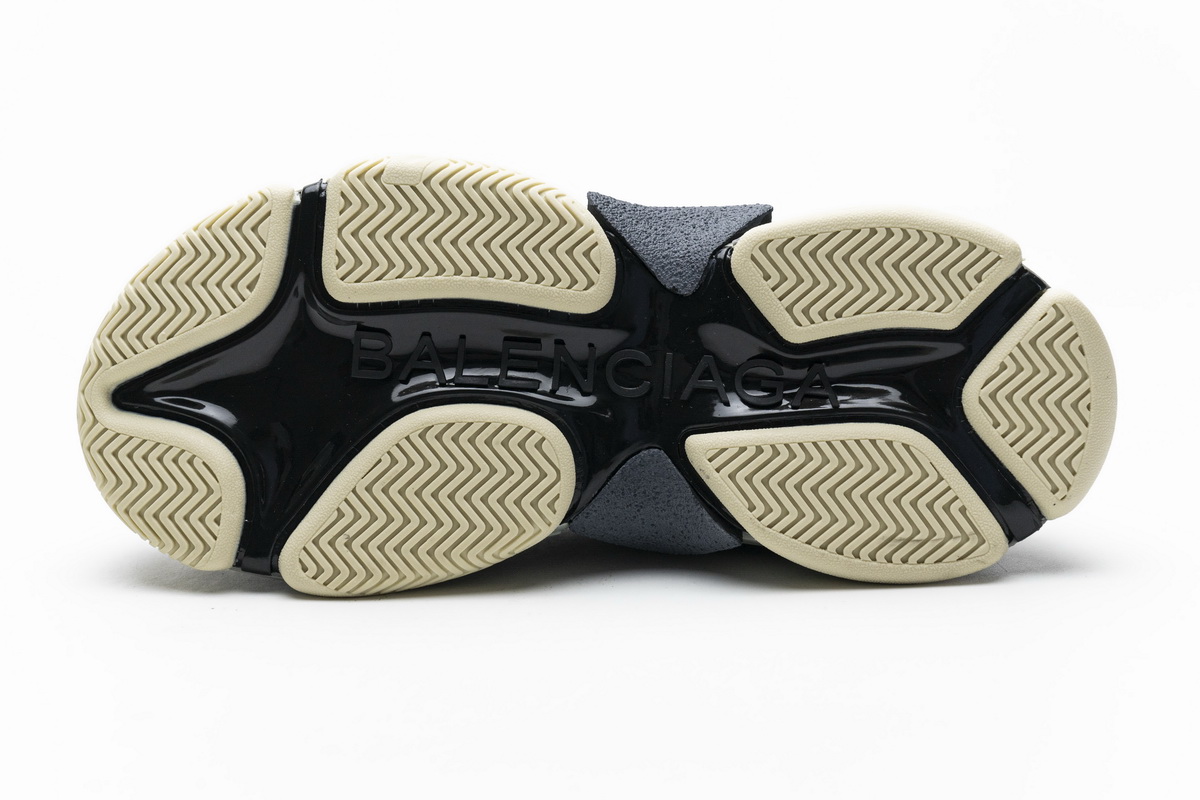 Balenciaga Triple S Grey 483513 W06E1 1259 | Sleek and Stylish Sneakers Balenciaga Triple S Grey 483513 W06E1 1259 | Sleek and Stylish Sneakers