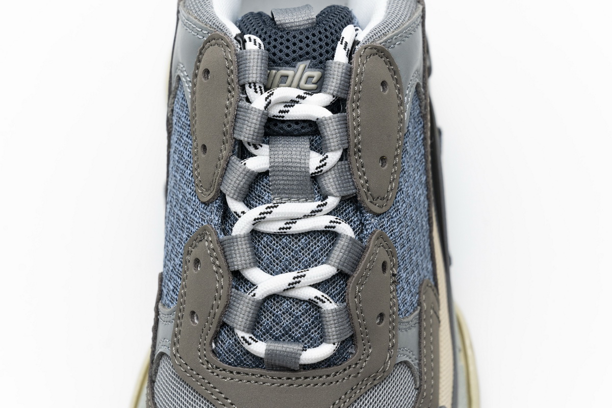 Balenciaga Triple S Grey 483513 W06E1 1259 | Sleek and Stylish Sneakers Balenciaga Triple S Grey 483513 W06E1 1259 | Sleek and Stylish Sneakers