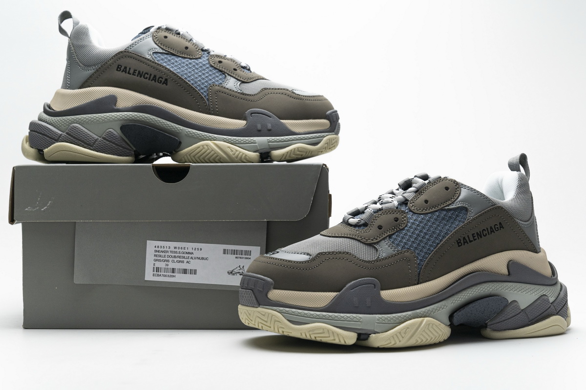 Balenciaga Triple S Grey 483513 W06E1 1259 | Sleek and Stylish Sneakers Balenciaga Triple S Grey 483513 W06E1 1259 | Sleek and Stylish Sneakers