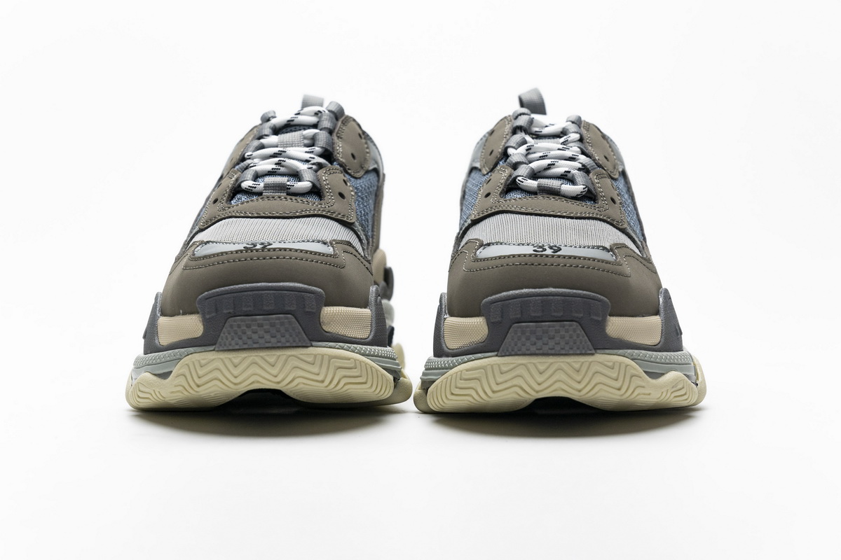 Balenciaga Triple S Grey 483513 W06E1 1259 | Sleek and Stylish Sneakers Balenciaga Triple S Grey 483513 W06E1 1259 | Sleek and Stylish Sneakers