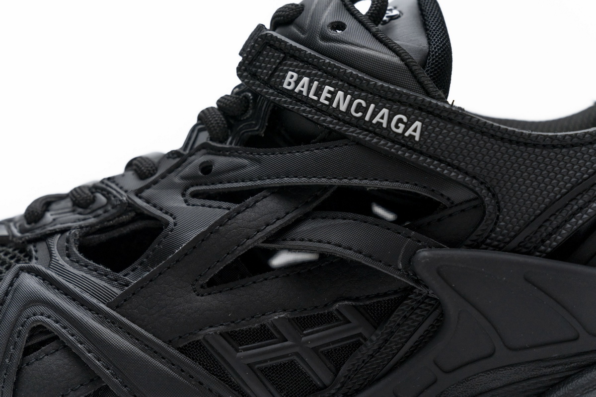 Balenciaga Track 2 Sneaker Black 570391 W2GN1 1000 - Stylish and Versatile Footwear