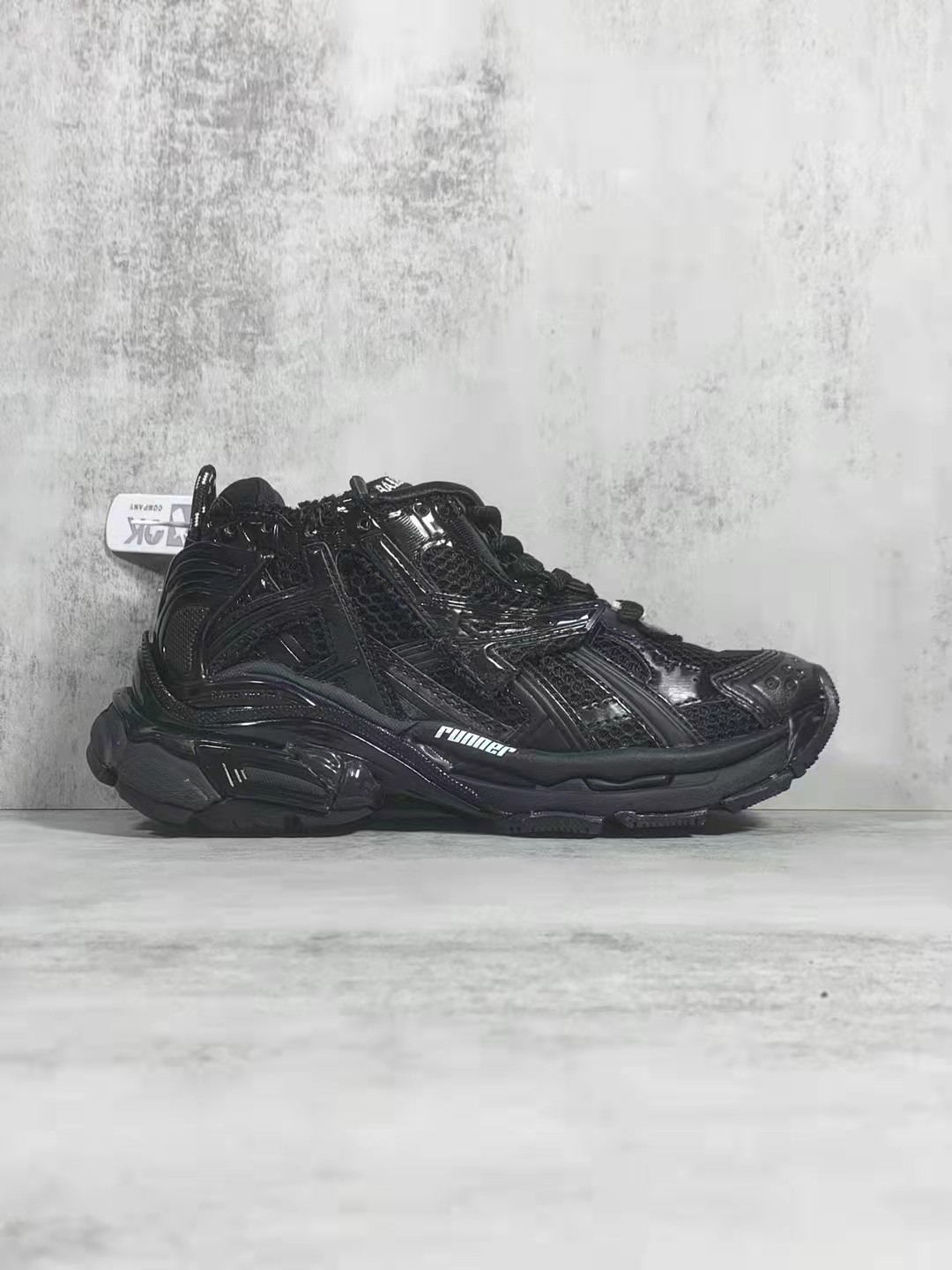 Balenciaga Runner Black 656065W3RA11000 - Stylish and Sleek Footwear