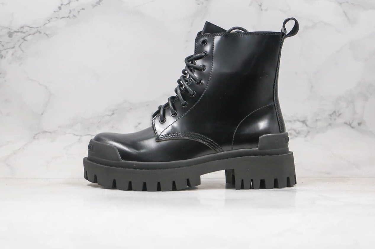 Balenciaga Stivaletti Strike Triple Black 590974WA9601000 – Sleek and Stylish Footwear