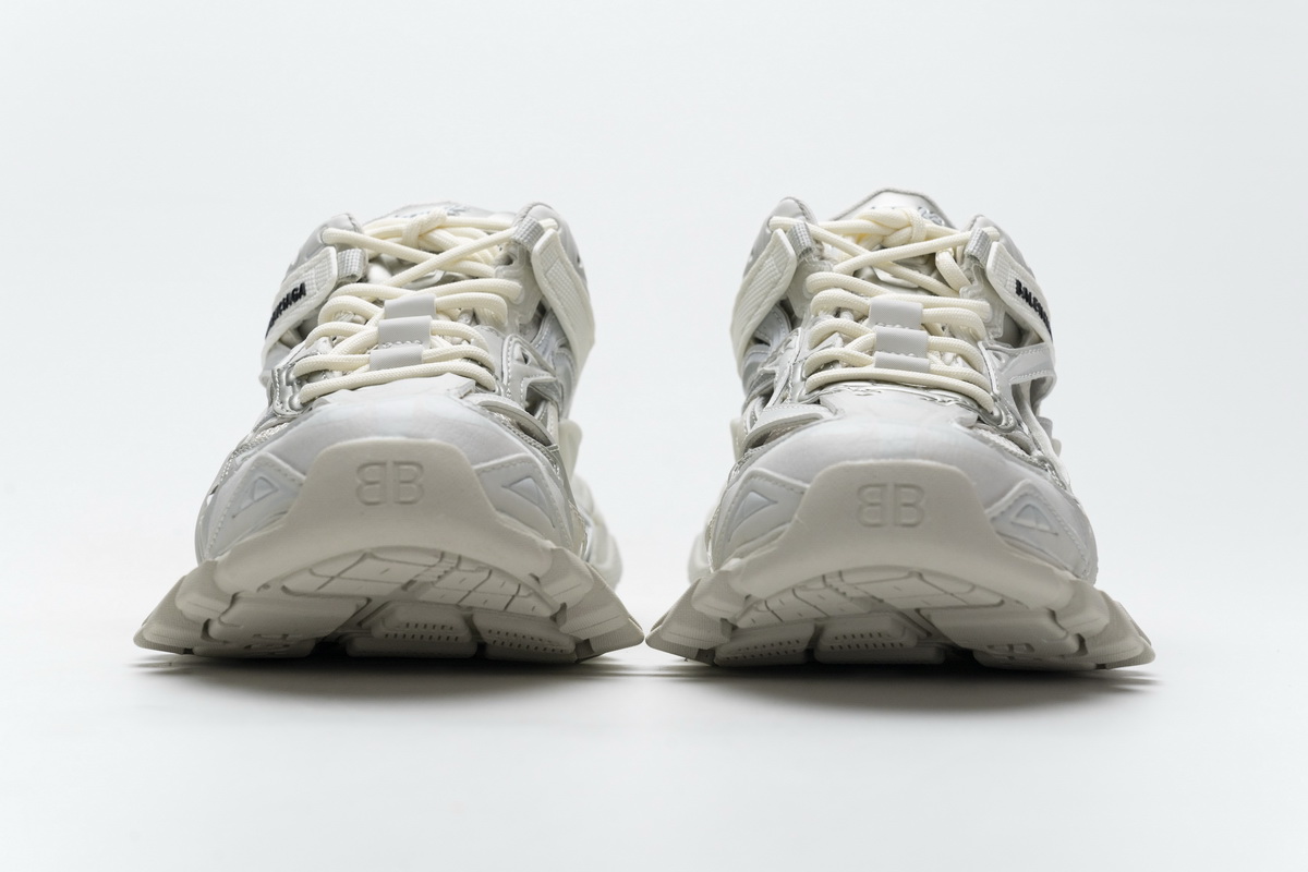 Designer Balenciaga Track 2 Sneaker in White for the Modern Urbanite - Limited Stock!
