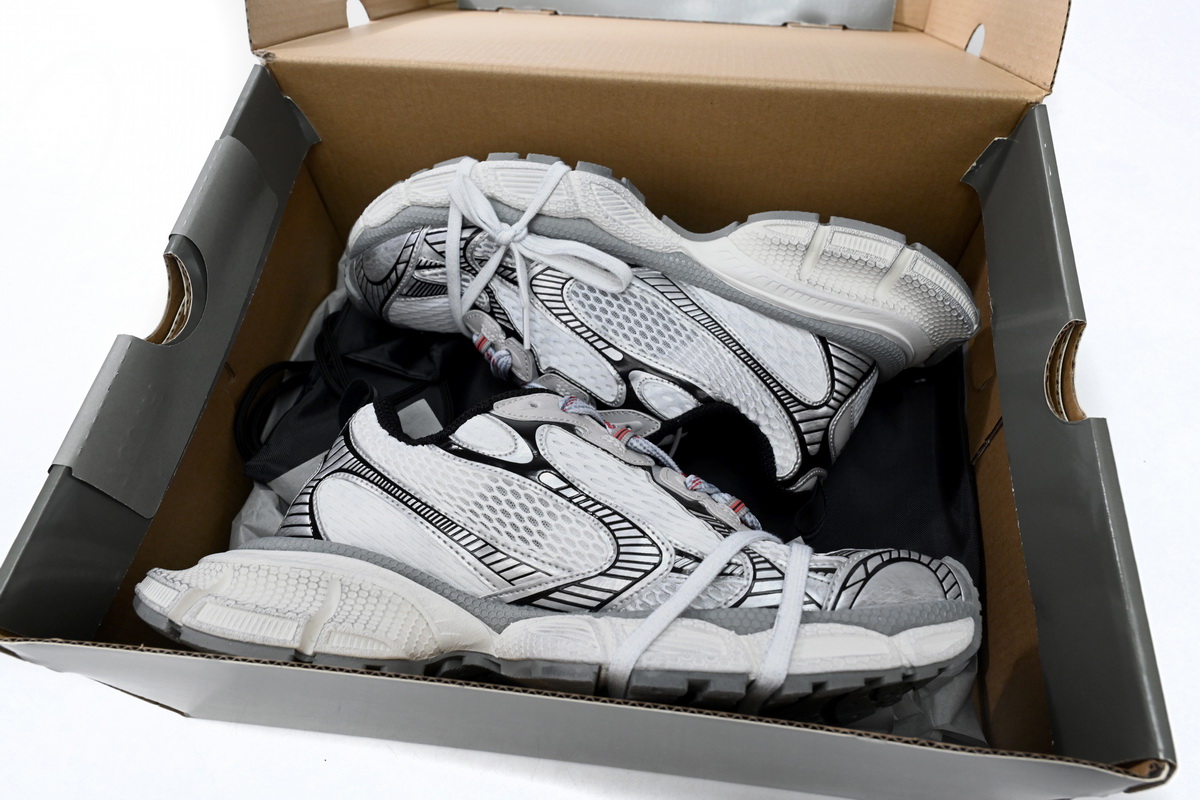 Balenciaga 3XL Silvery 542229 W1RB5 2801 - Stylish and Spacious Designer Bag Balenciaga 3XL Silvery 542229 W1RB5 2801 - Stylish and Spacious Designer Bag