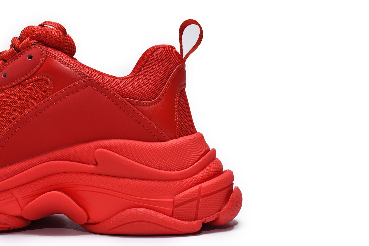 Balenciaga Triple S Dark Red 536737 W2FA1 9012 - Stylish and Bold Sneakers Balenciaga Triple S Dark Red 536737 W2FA1 9012 - Stylish and Bold Sneakers