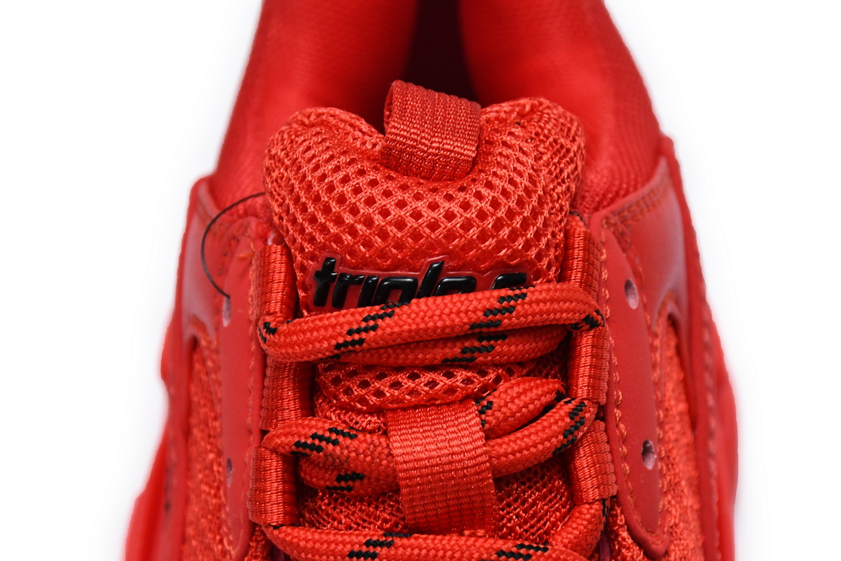 Balenciaga Triple S Dark Red 536737 W2FA1 9012 - Stylish and Bold Sneakers Balenciaga Triple S Dark Red 536737 W2FA1 9012 - Stylish and Bold Sneakers