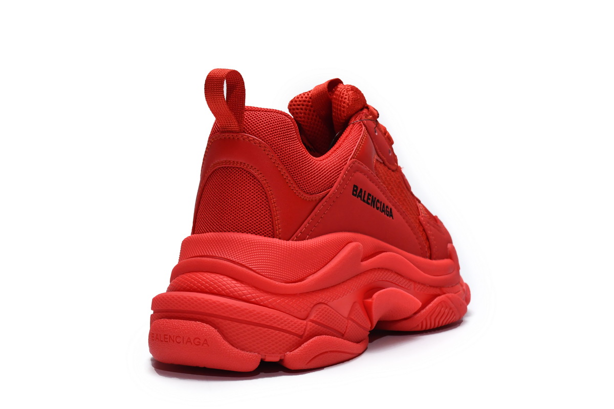 Balenciaga Triple S Dark Red 536737 W2FA1 9012 - Stylish and Bold Sneakers Balenciaga Triple S Dark Red 536737 W2FA1 9012 - Stylish and Bold Sneakers