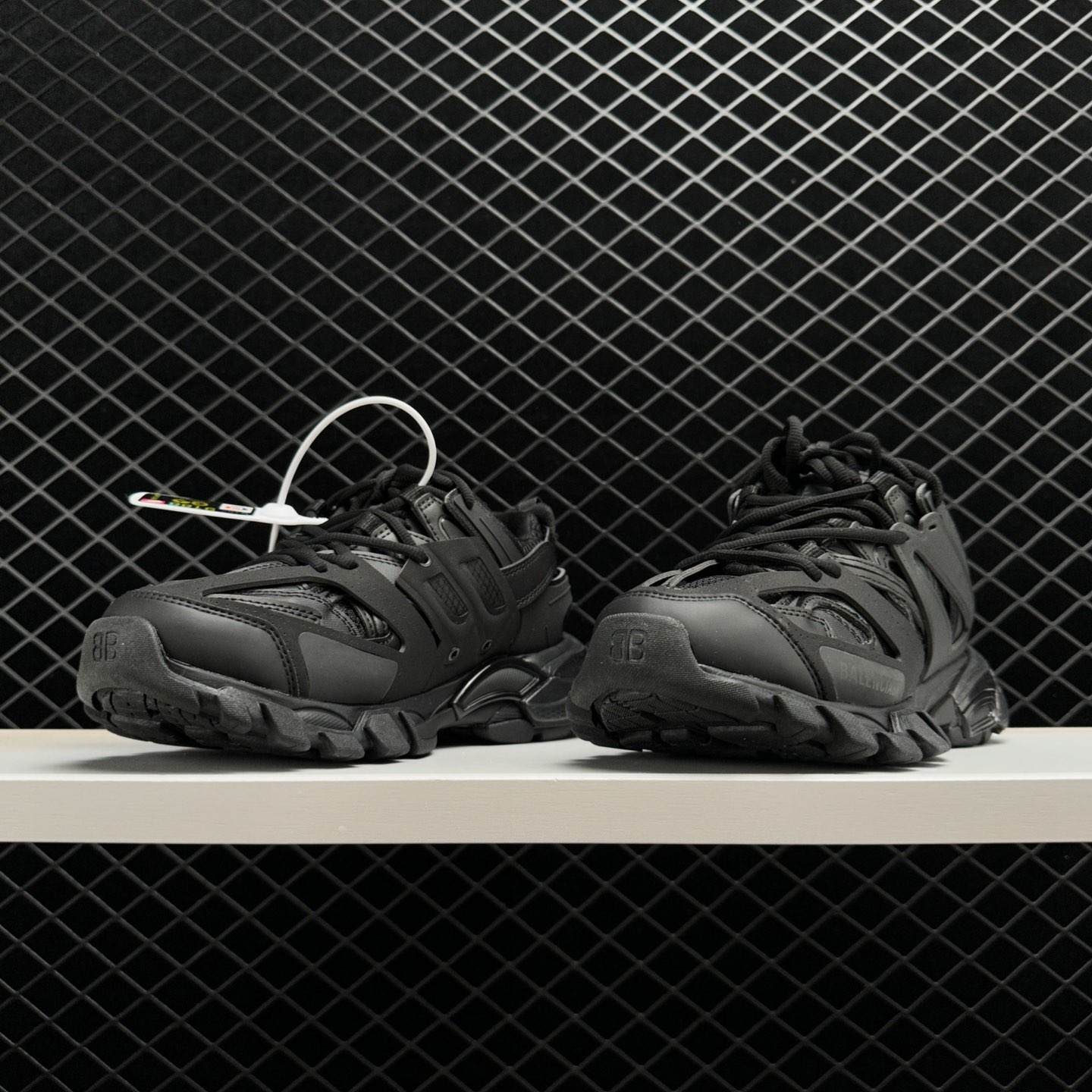 Balenciaga Track Clear Sole Black 647742W3BM21000 - Sleek and Stylish Footwear
