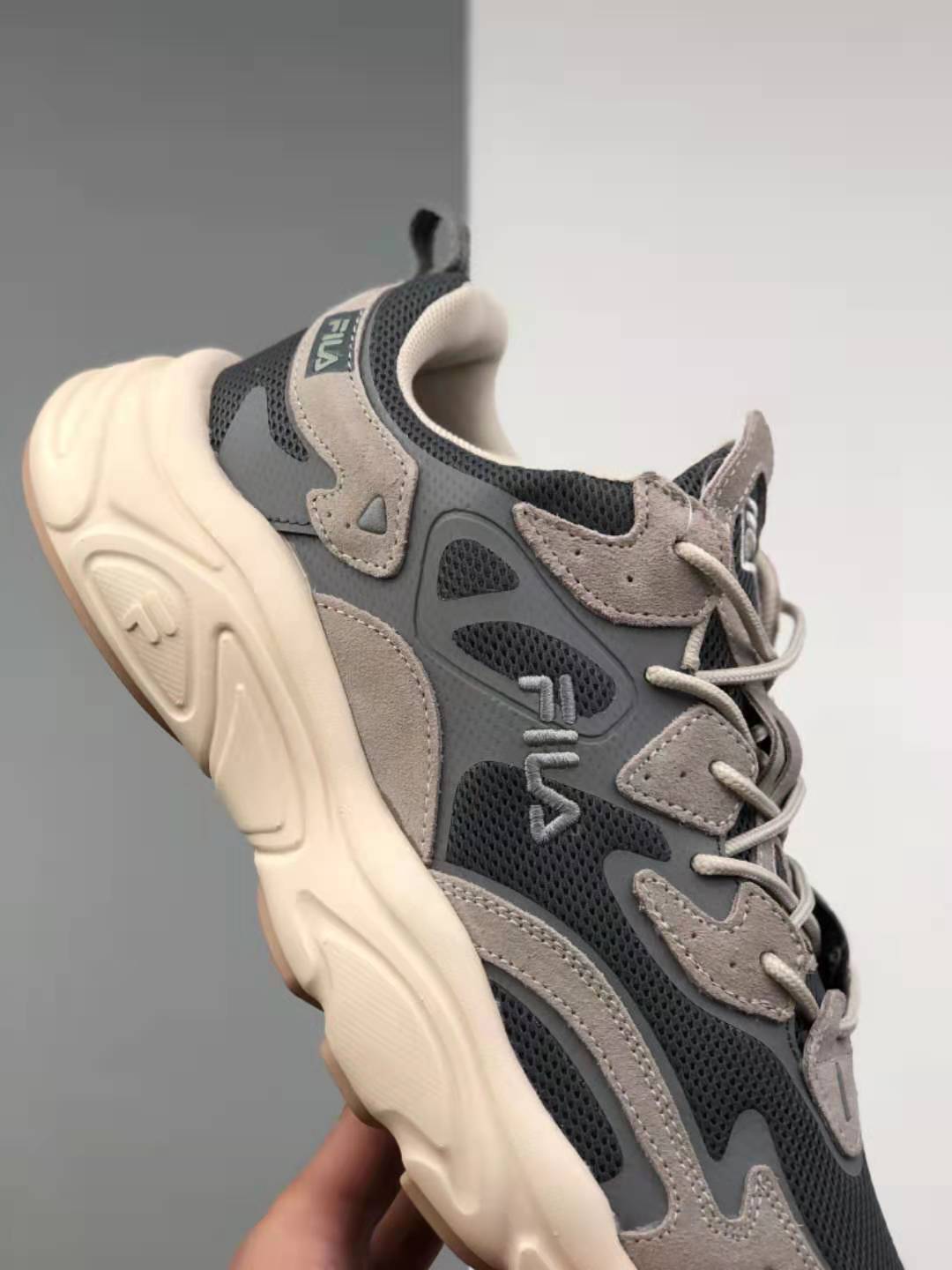 FILA Vintage Sports Martian Daddy Shoes F12W111141CGT - Retro Athletic Footwear