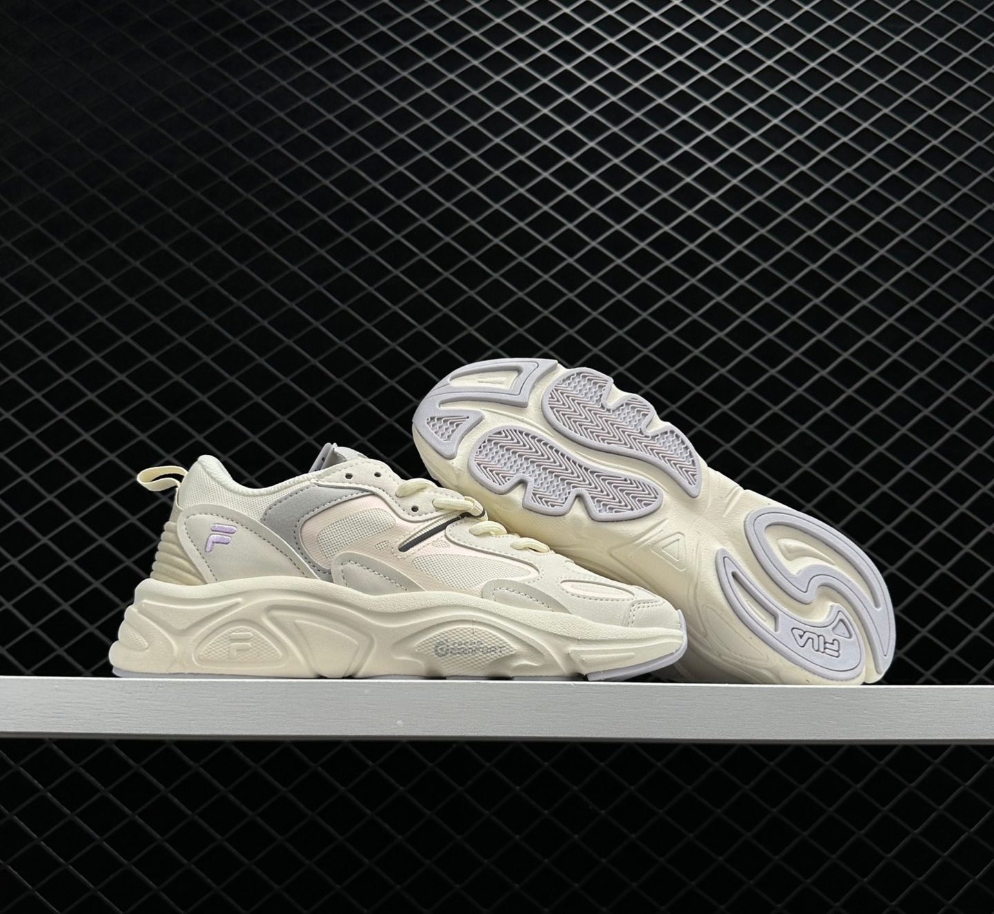 FILA Fushion MARS 2 WHITE F12W141116FWA - Trendy Athletic Footwear FILA Fushion MARS 2 WHITE F12W141116FWA - Trendy Athletic Footwear