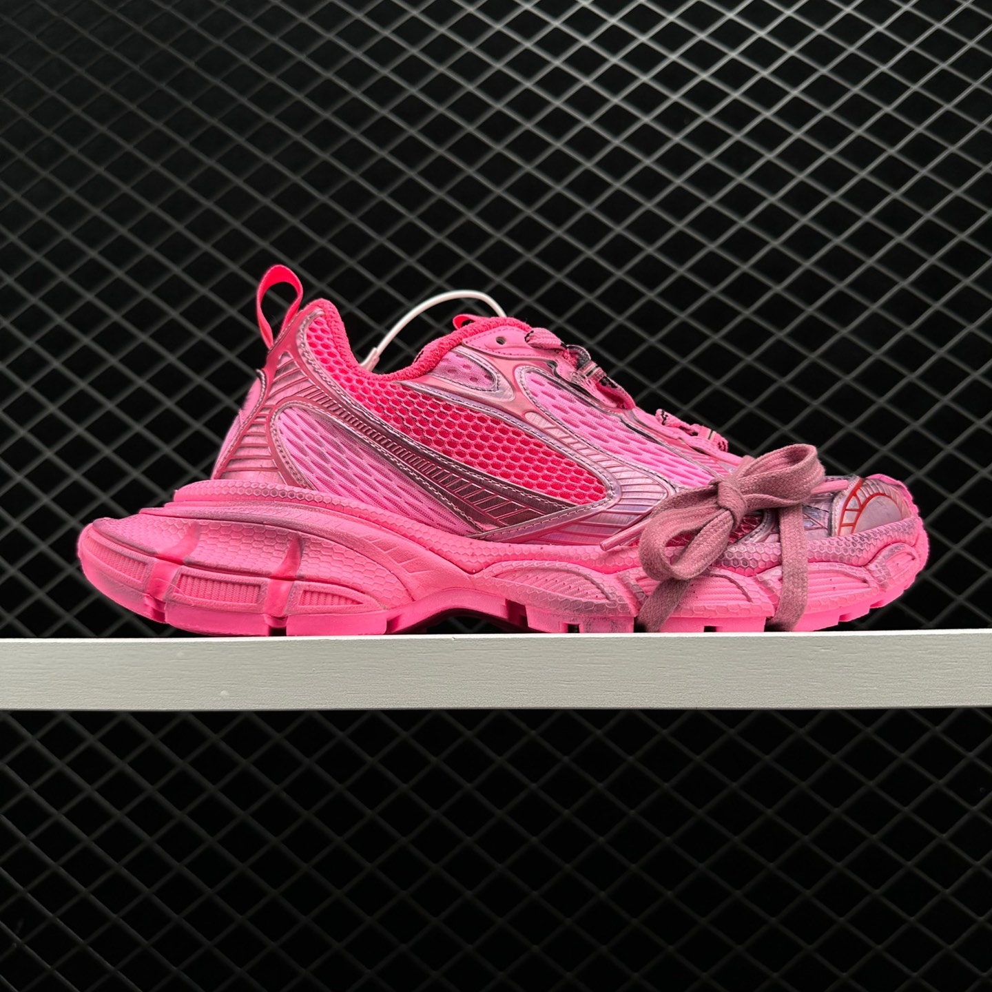 Balenciaga 3XL Sneaker Pink 734731W3XL65050 - Stylish and Chic Footwear