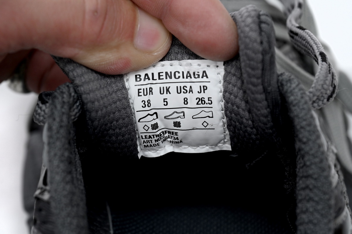 Balenciaga 3XL 'Black' 734734 W3XL1 1090 - Exquisite Oversized Fashion Pieces Balenciaga 3XL 'Black' 734734 W3XL1 1090 - Exquisite Oversized Fashion Pieces