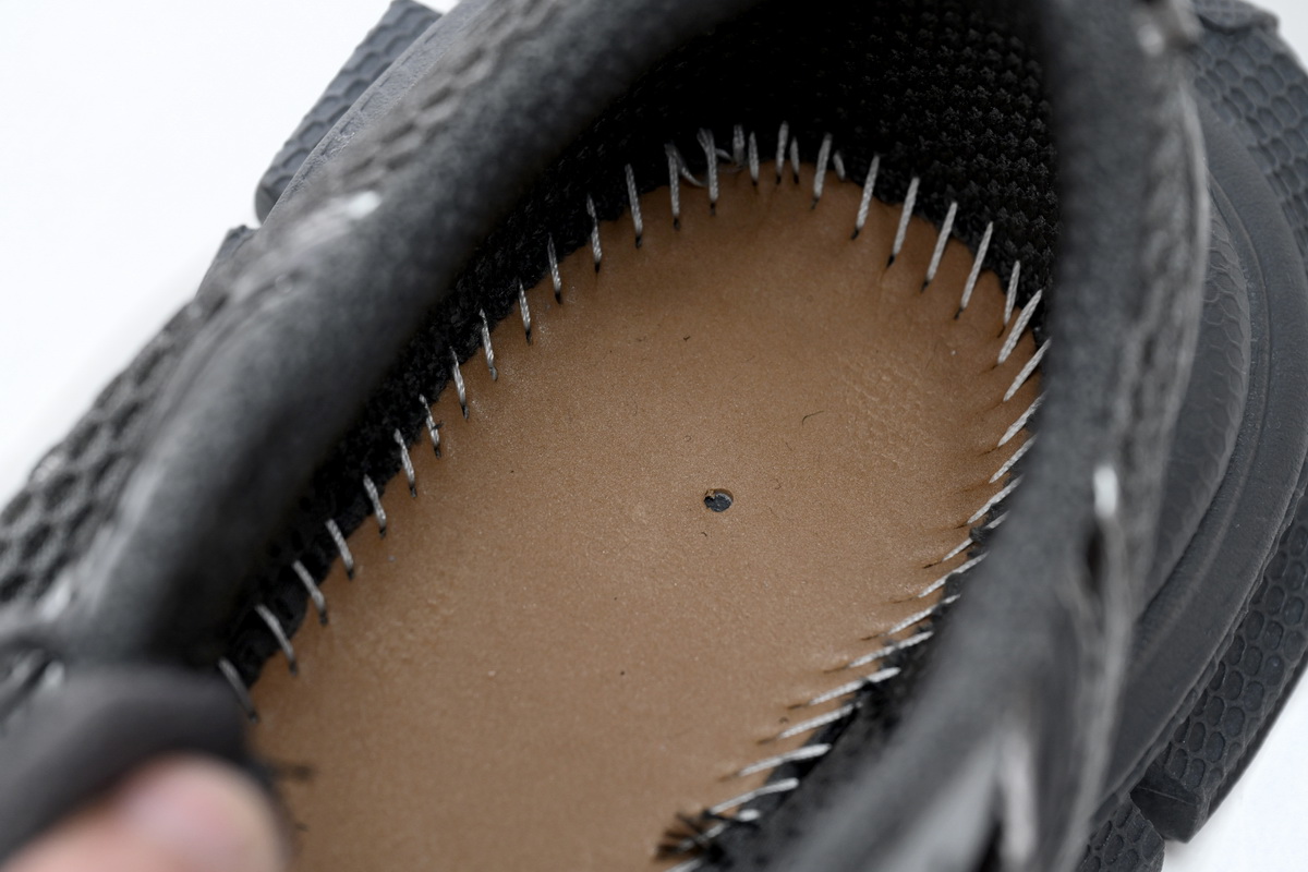 Balenciaga 3XL 'Black' 734734 W3XL1 1090 - Exquisite Oversized Fashion Pieces Balenciaga 3XL 'Black' 734734 W3XL1 1090 - Exquisite Oversized Fashion Pieces