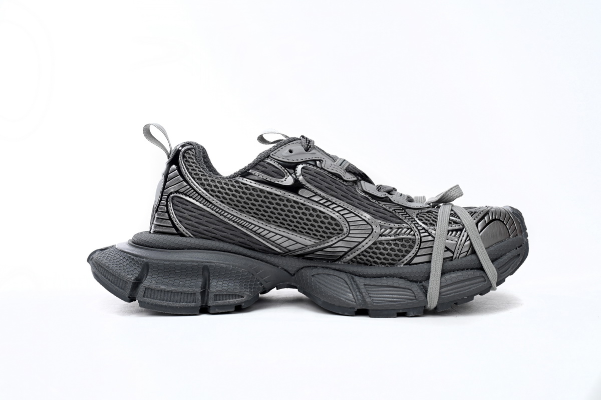 Balenciaga 3XL 'Black' 734734 W3XL1 1090 - Exquisite Oversized Fashion Pieces Balenciaga 3XL 'Black' 734734 W3XL1 1090 - Exquisite Oversized Fashion Pieces