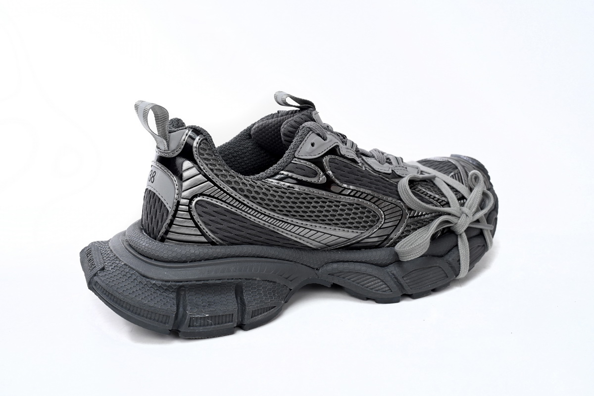 Balenciaga 3XL 'Black' 734734 W3XL1 1090 - Exquisite Oversized Fashion Pieces Balenciaga 3XL 'Black' 734734 W3XL1 1090 - Exquisite Oversized Fashion Pieces