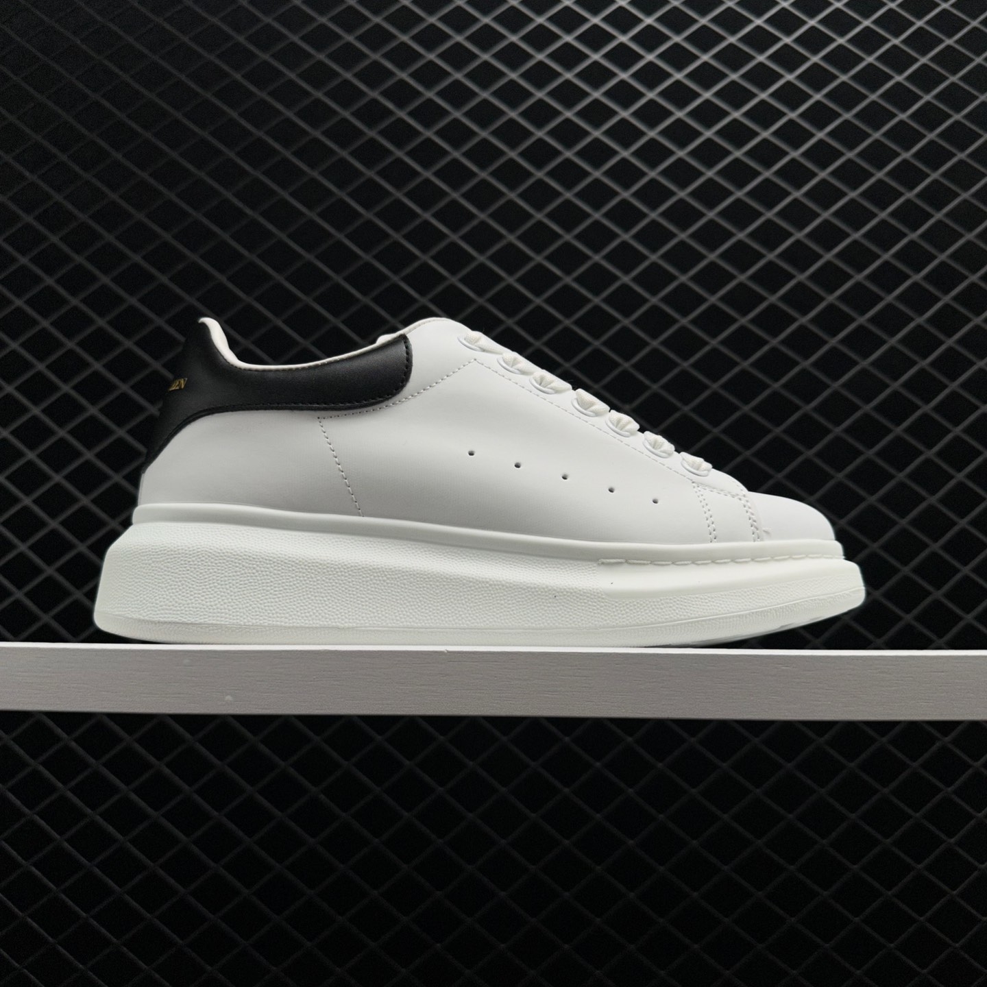 Alexander McQueen Oversized Sneaker 'White Black' | Limited Edition | 80 Max Characters