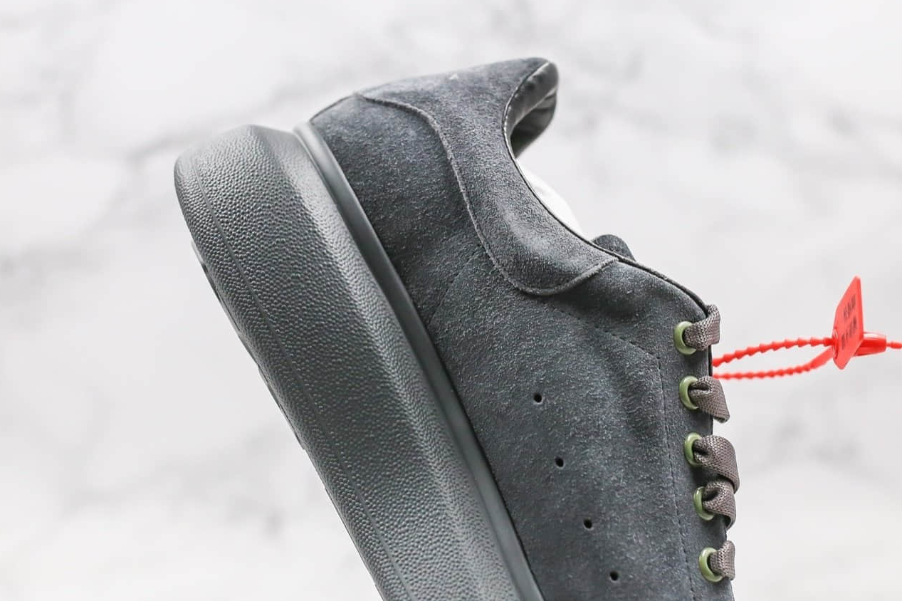 Alexander McQueen Oversized Suede Sneakers Gun Grey – Shop Stylish Footwear Now!
