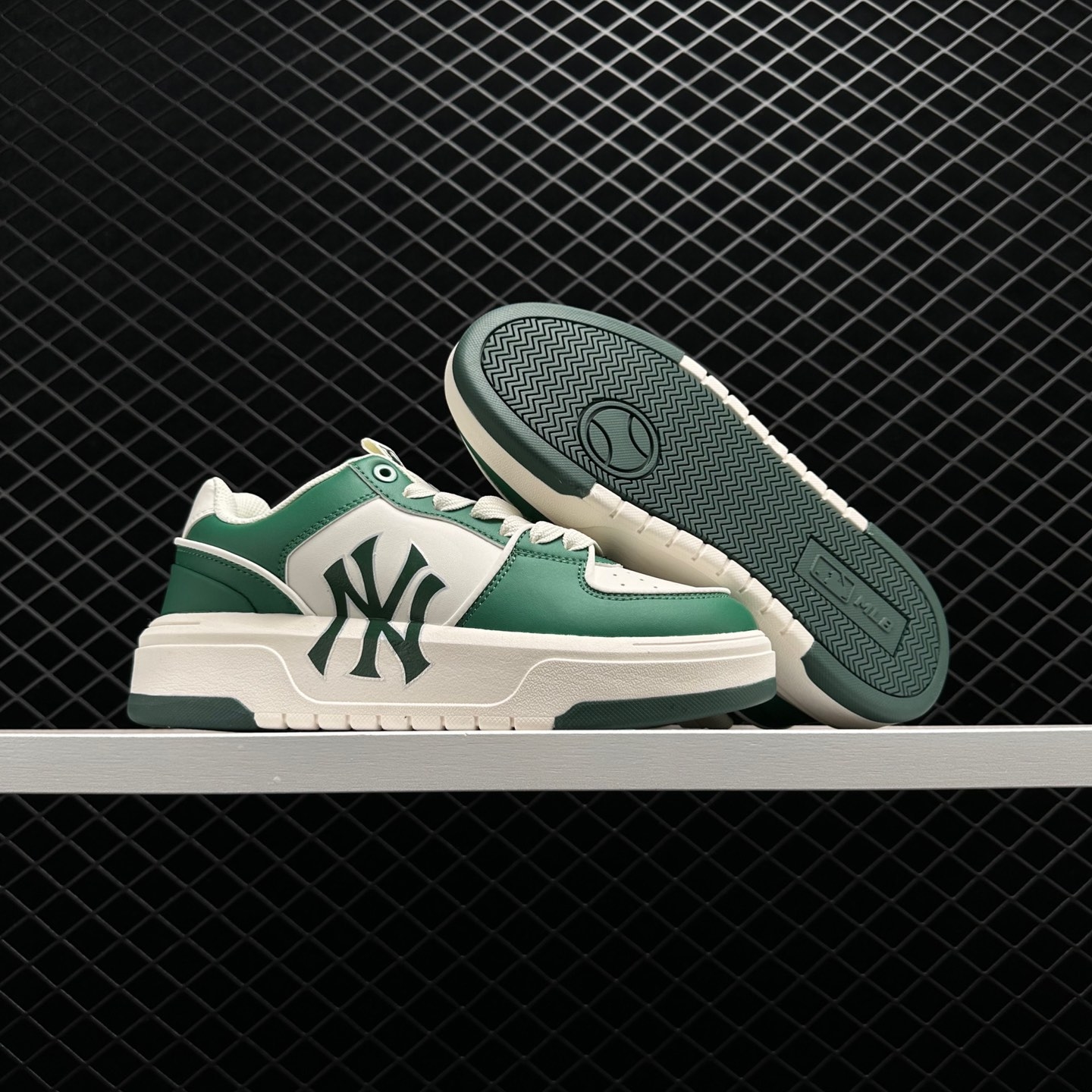 MLB Chunky Liner New York Yankees Shoes - Garden Green - 3ASXCLB3N-50GNS