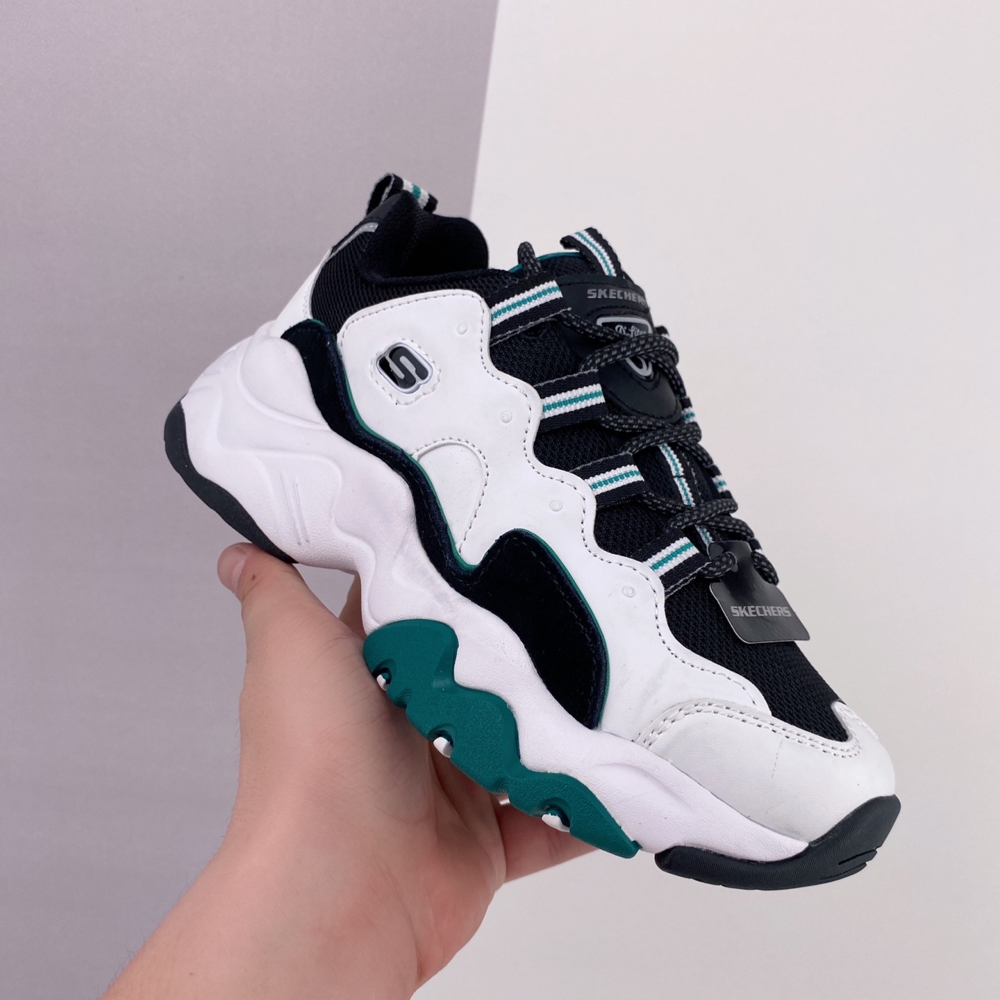Skechers D'lites 3.0 GS Black White Green 12955-WGRN - Stylish and Comfortable Athletic Sneakers
