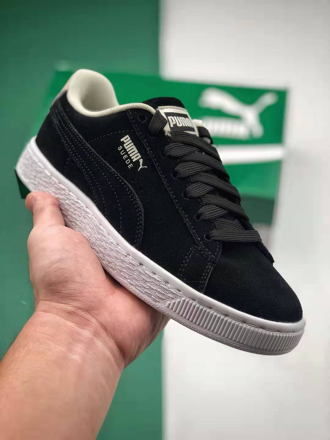 Puma Suede Classic Ch Breathable Wear Resisting Casual Shoes | 371278-01