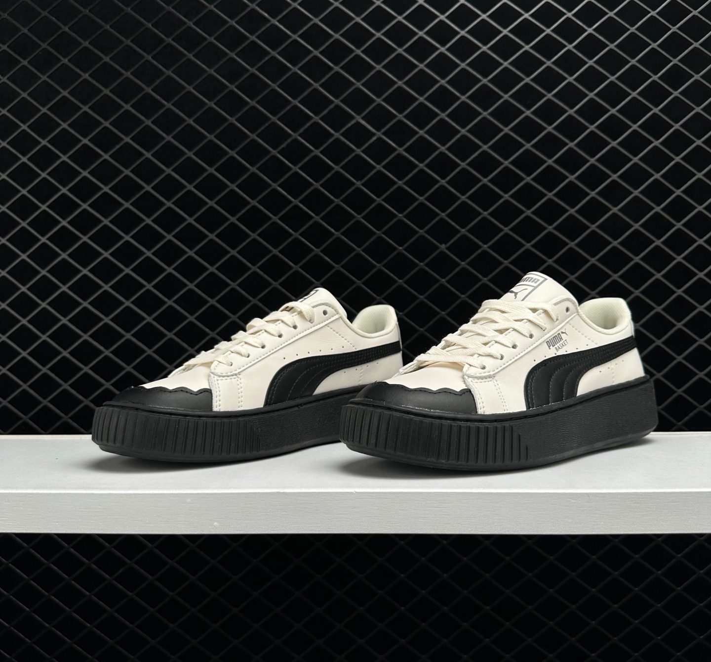 Puma Basket Platform Trace Vanilla IceNight Sky 367067-02 - Trendy Women's Sneakers Puma Basket Platform Trace Vanilla IceNight Sky 367067-02 - Trendy Women's Sneakers