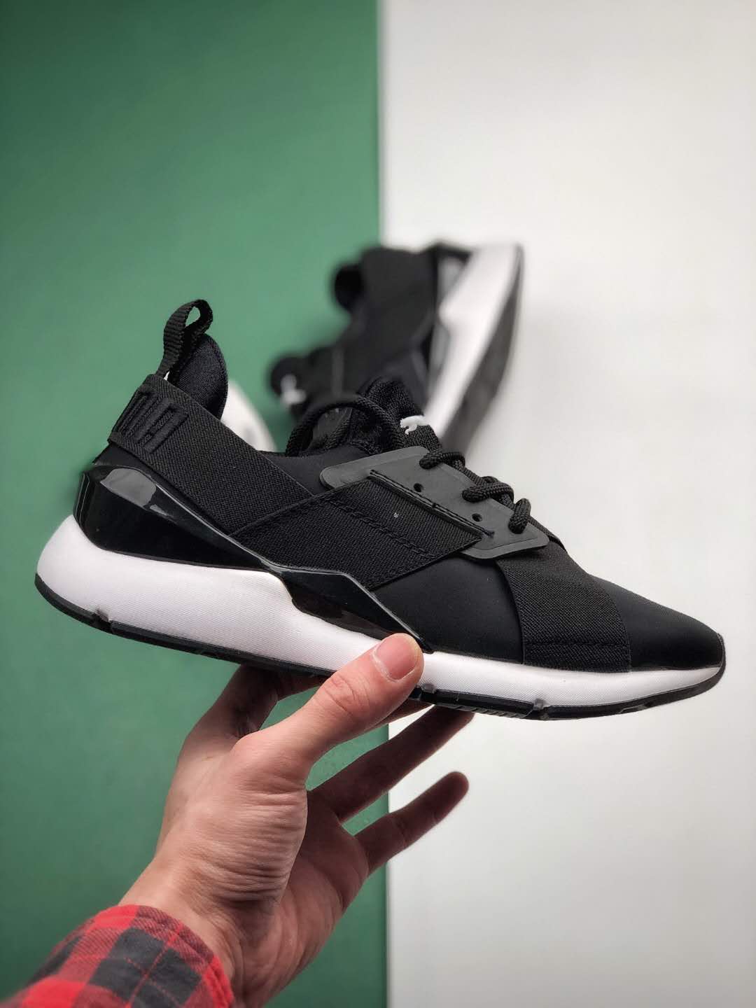 PUMA Muse Metal Satin EP II Low 367047-02: Stylish and Functional Women's Sneakers PUMA Muse Metal Satin EP II Low 367047-02: Stylish and Functional Women's Sneakers