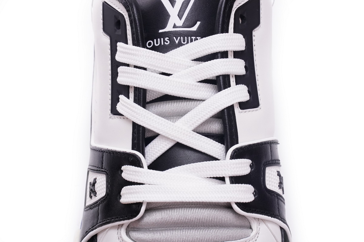 Louis Vuitton Trainer Black Blue GO1220 - Stylish and Versatile Footwear