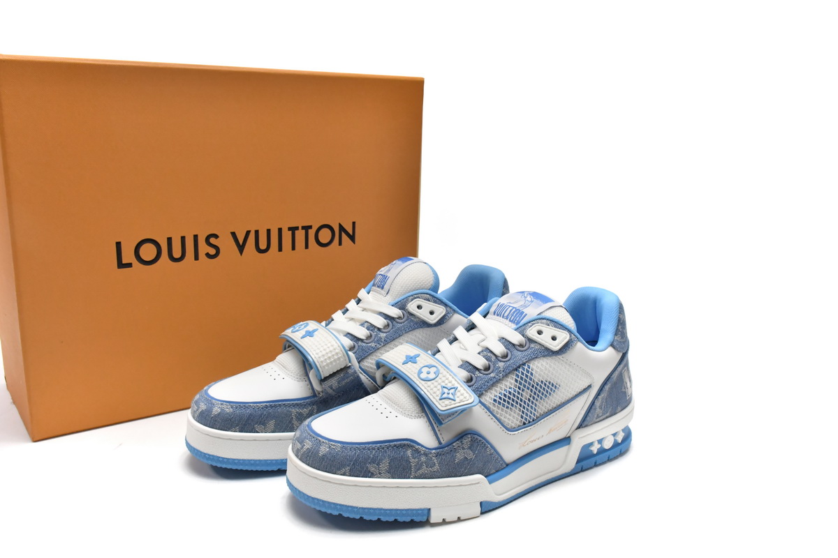 Louis Vuitton Blue GO0232: Elite Trainer for Exceptional Style