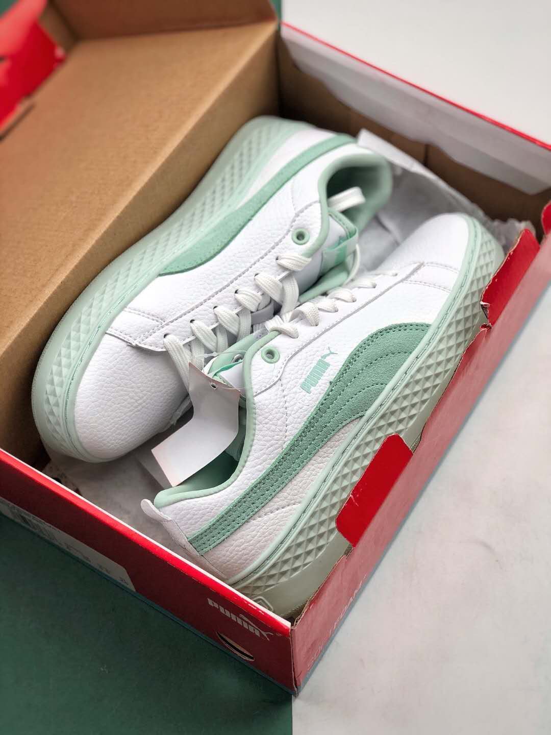 Puma Smash Platform Low 'White' 366487-06 | Stylish and Comfortable Footwear