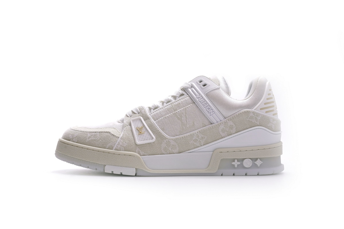 Louis Vuitton Trainer Neon Red MS0241 - Trendy Sneakers for Fashion Enthusiasts!