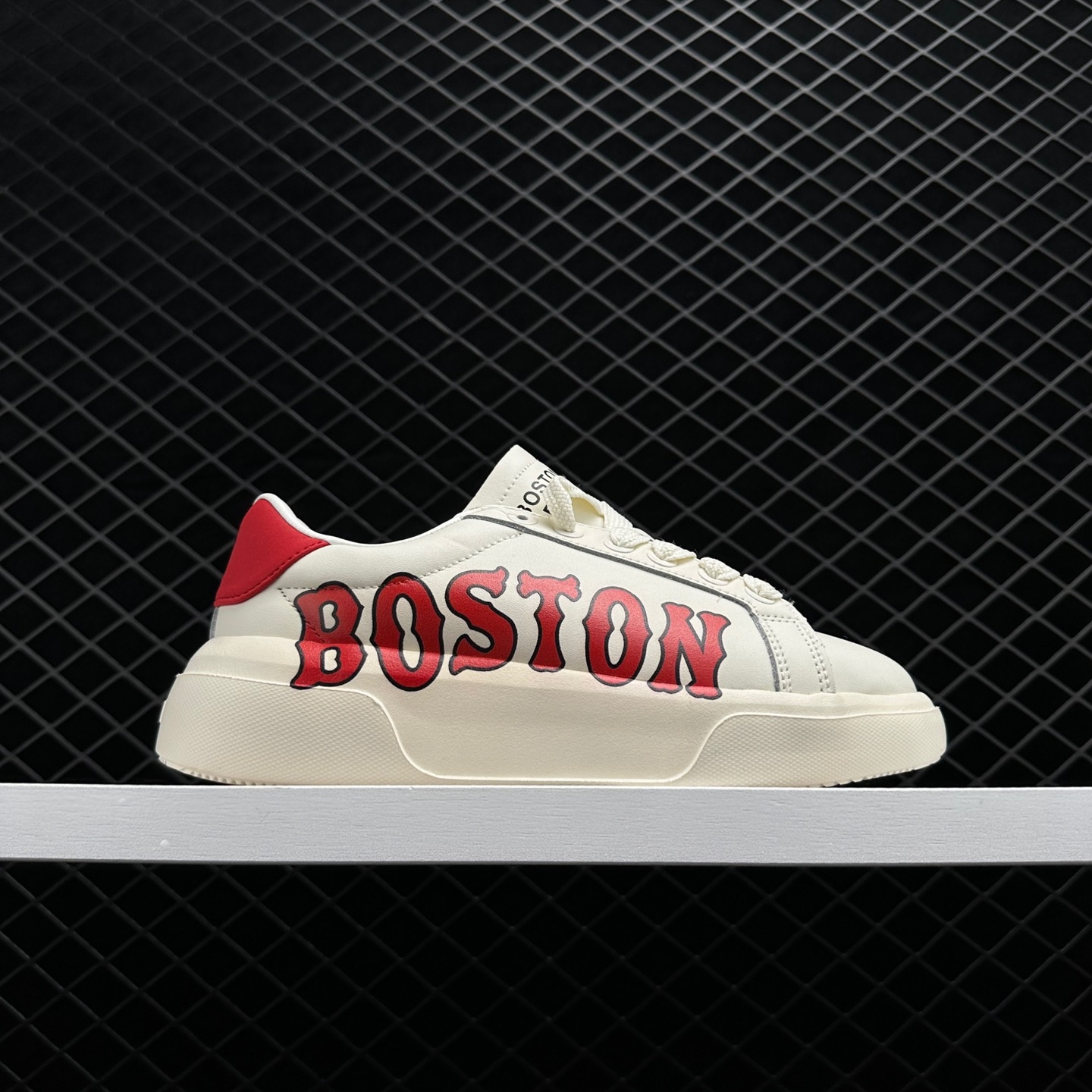 MLB Chunky Classic P Boston Red Sox Shoes - White/Red | Size 3ASXXP12N-43RDS
