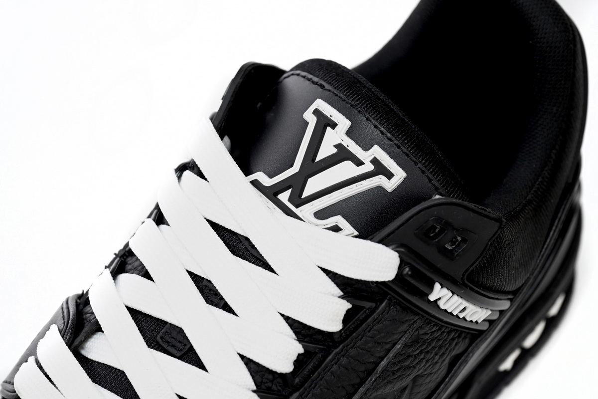 Louis Vuitton Black Embossed Monogram 1AAREY Trainer – Sleek and Stylish Luxury Sneakers