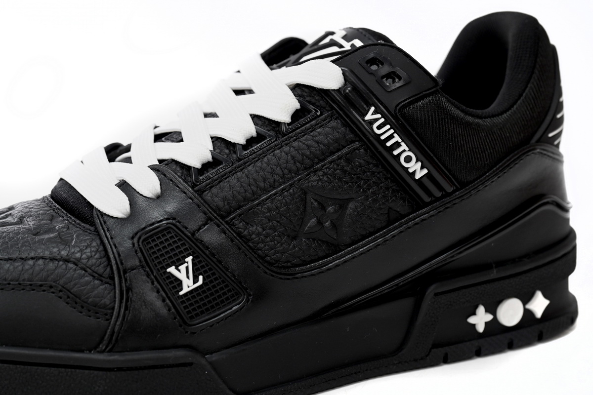 Louis Vuitton Black Embossed Monogram 1AAREY Trainer – Sleek and Stylish Luxury Sneakers