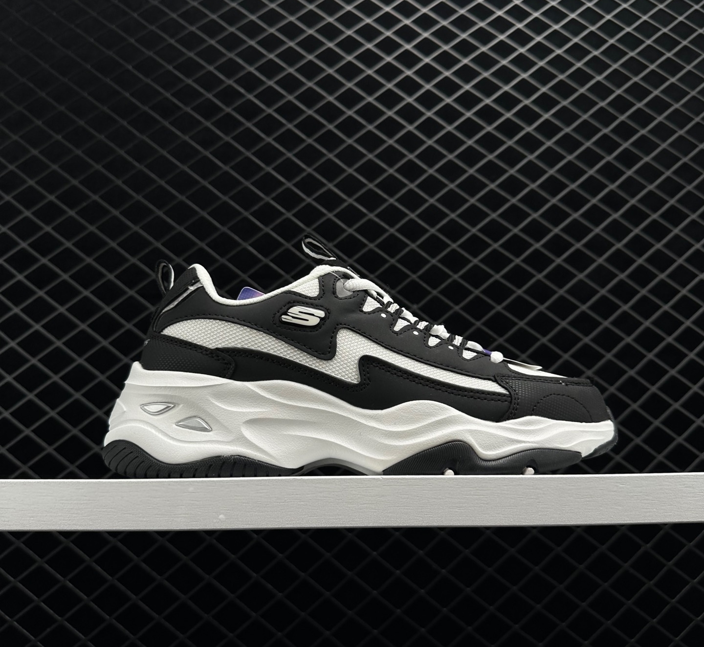 Skechers D'lites 4.0 Black White 149491-BKW: Lightweight and Stylish Footwear