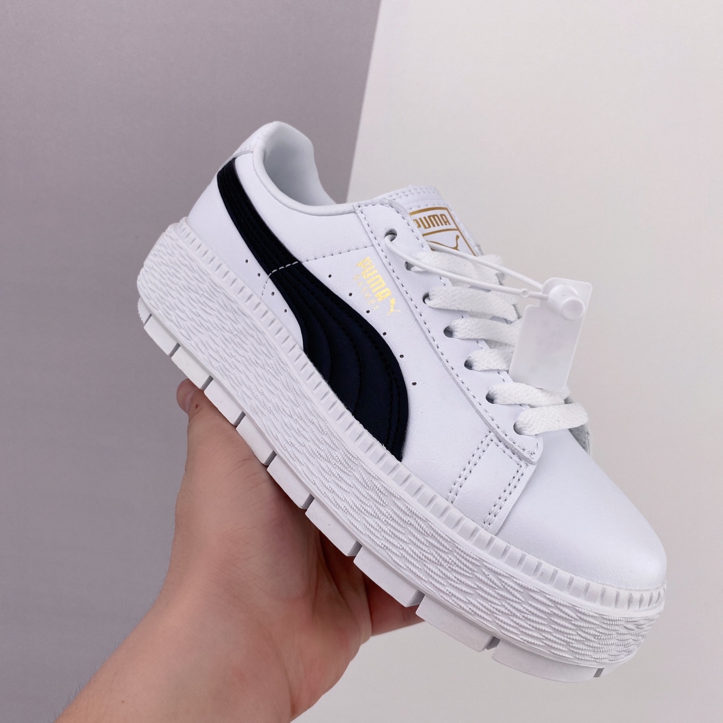 PUMA Mayze 'White Black' 381983-01 | Stylish and comfortable sneakers