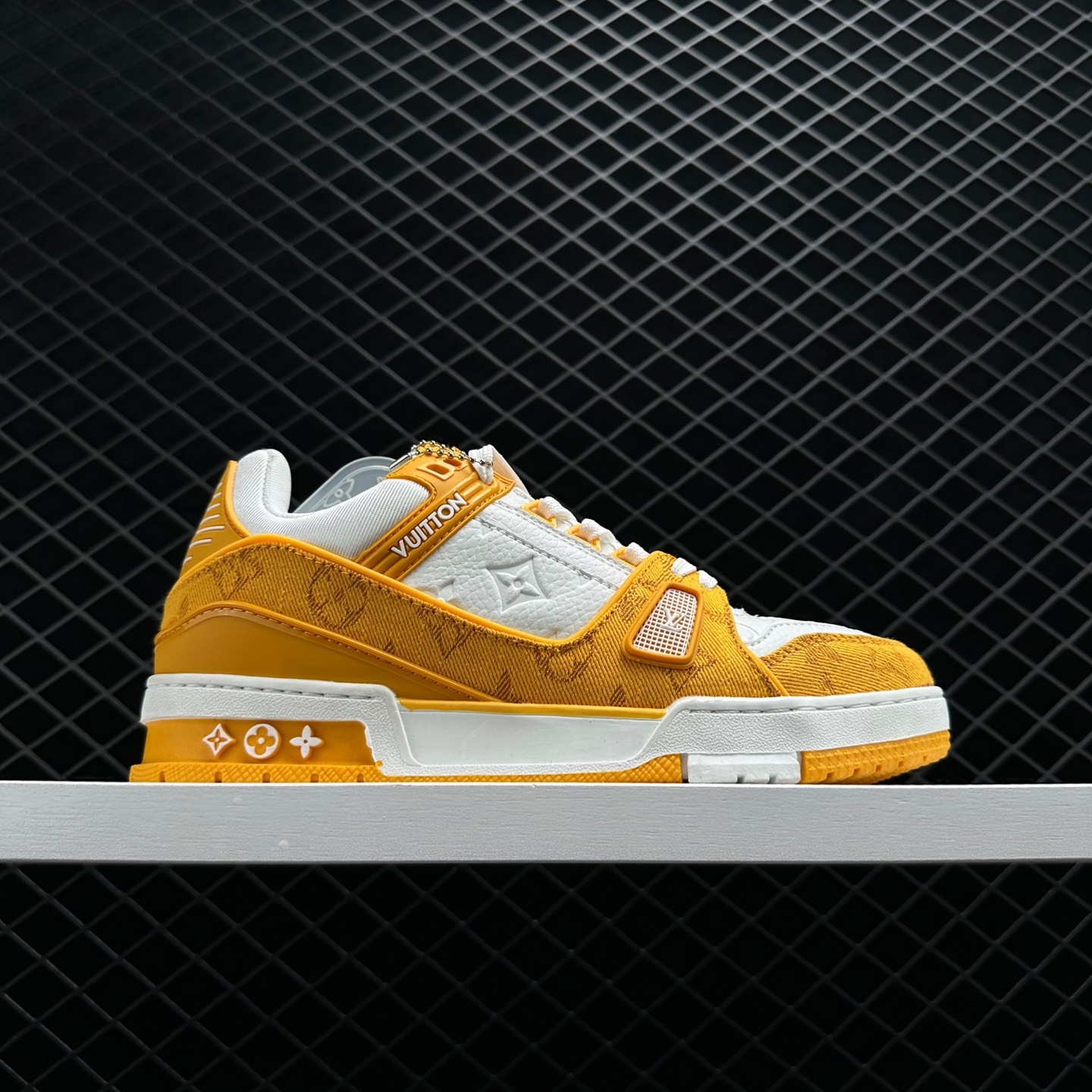 Louis Vuitton Trainer Yellow Monogram Denim White 1A9JHB - Iconic Vintage Style for Fashionistas