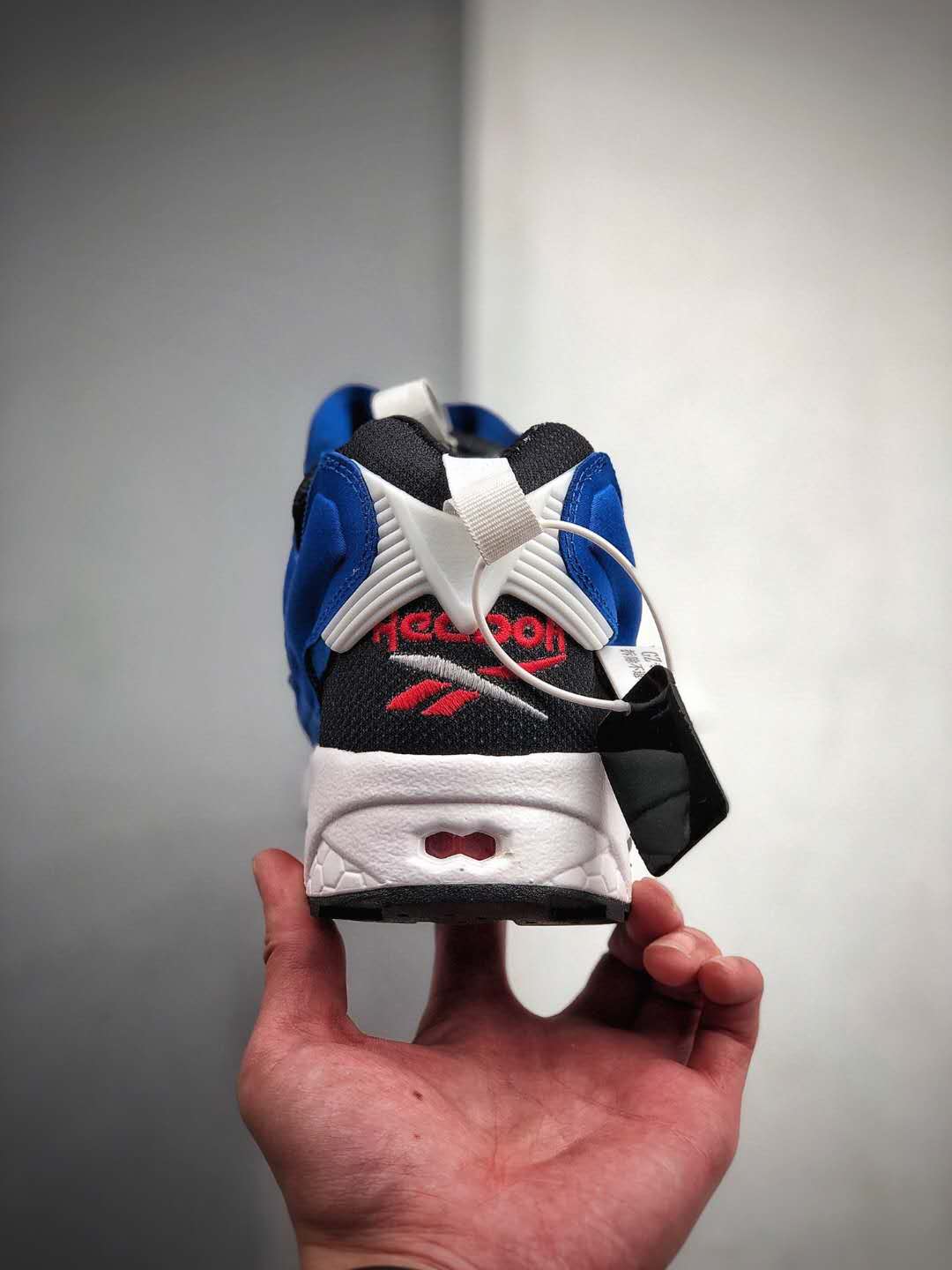 Reebok InstaPump Fury OG 'Tricolor' M40934 - Stylish and Original Sneakers