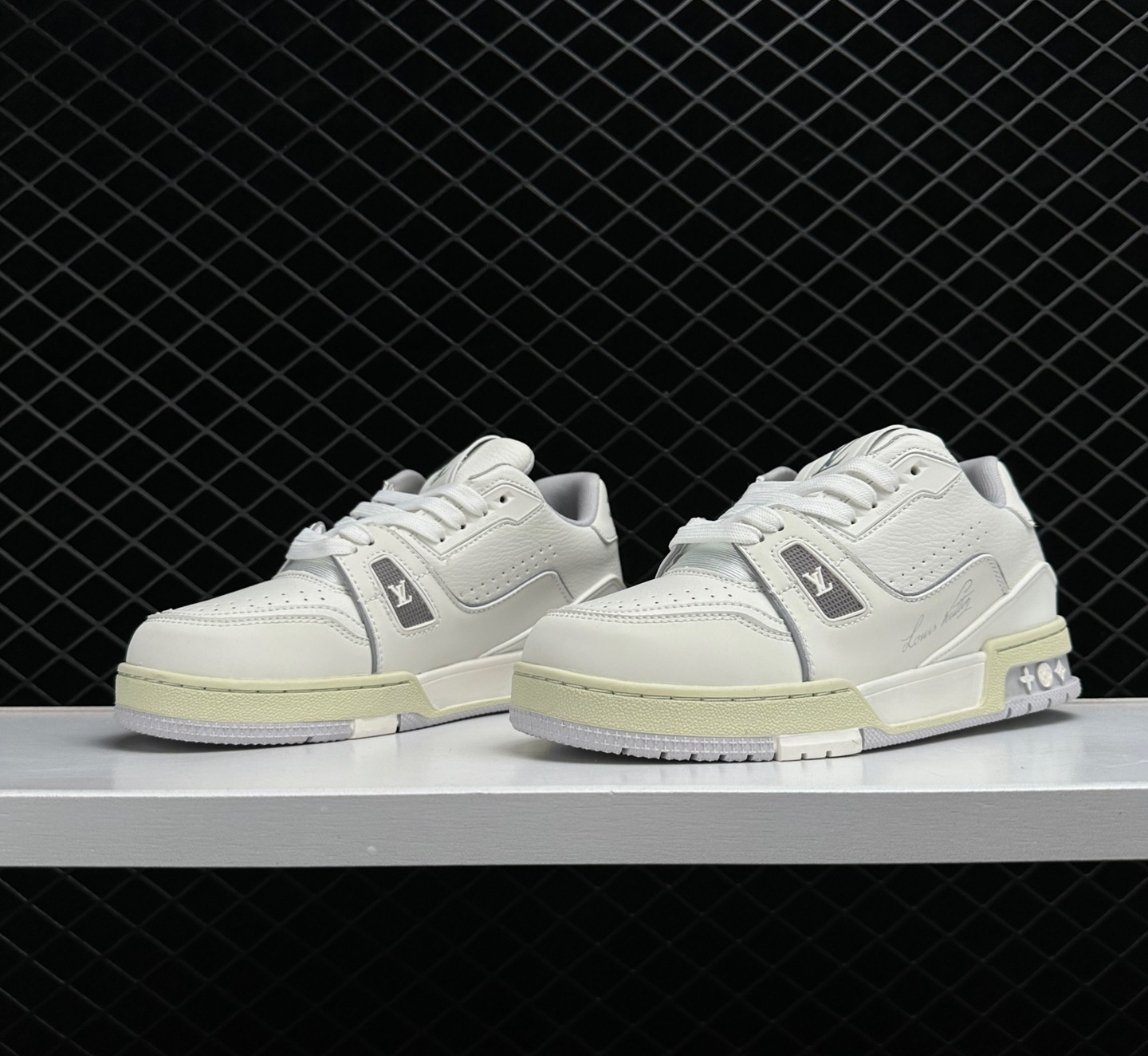 Louis Vuitton LV Trainer Low Leather Trainers - White | Free Shipping