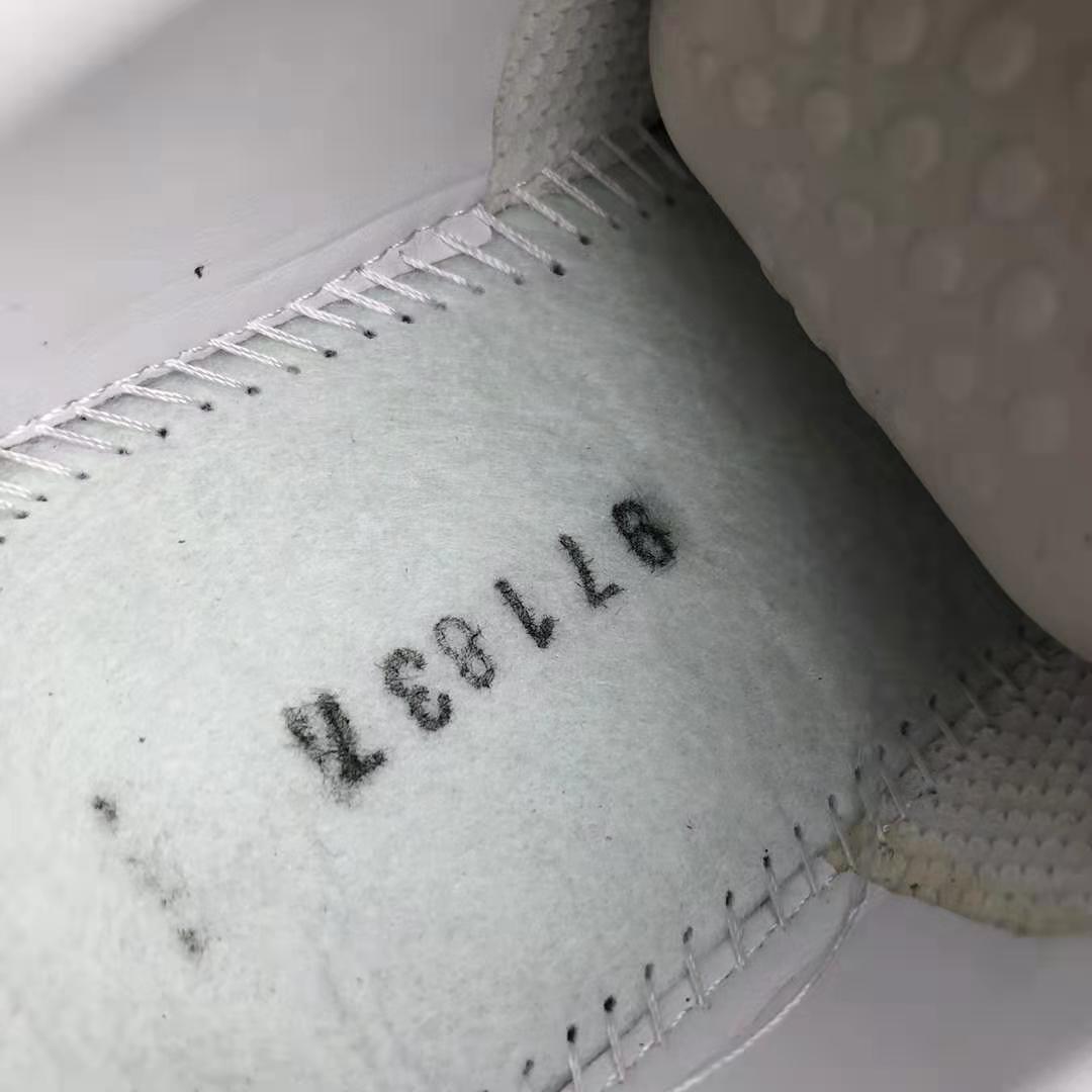 PUMA Chinatown Market x Ralph Sampson Low 'White' 371089-01 - Classic Style with a Collaborative Twist PUMA Chinatown Market x Ralph Sampson Low 'White' 371089-01 - Classic Style with a Collaborative Twist