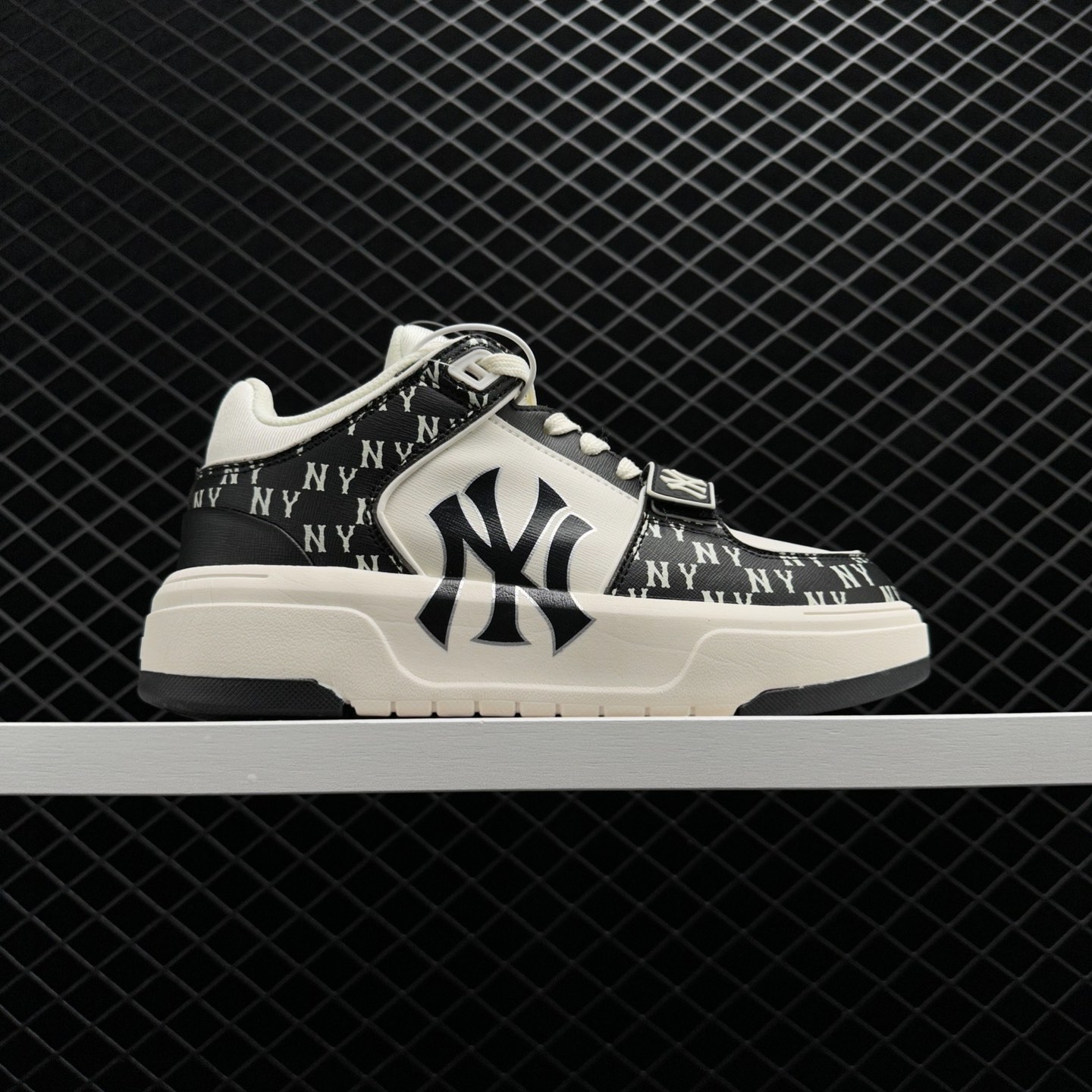 MLB Chunky Liner Mid: Monogram NY Yankees Shoes - Authentic Fan Gear