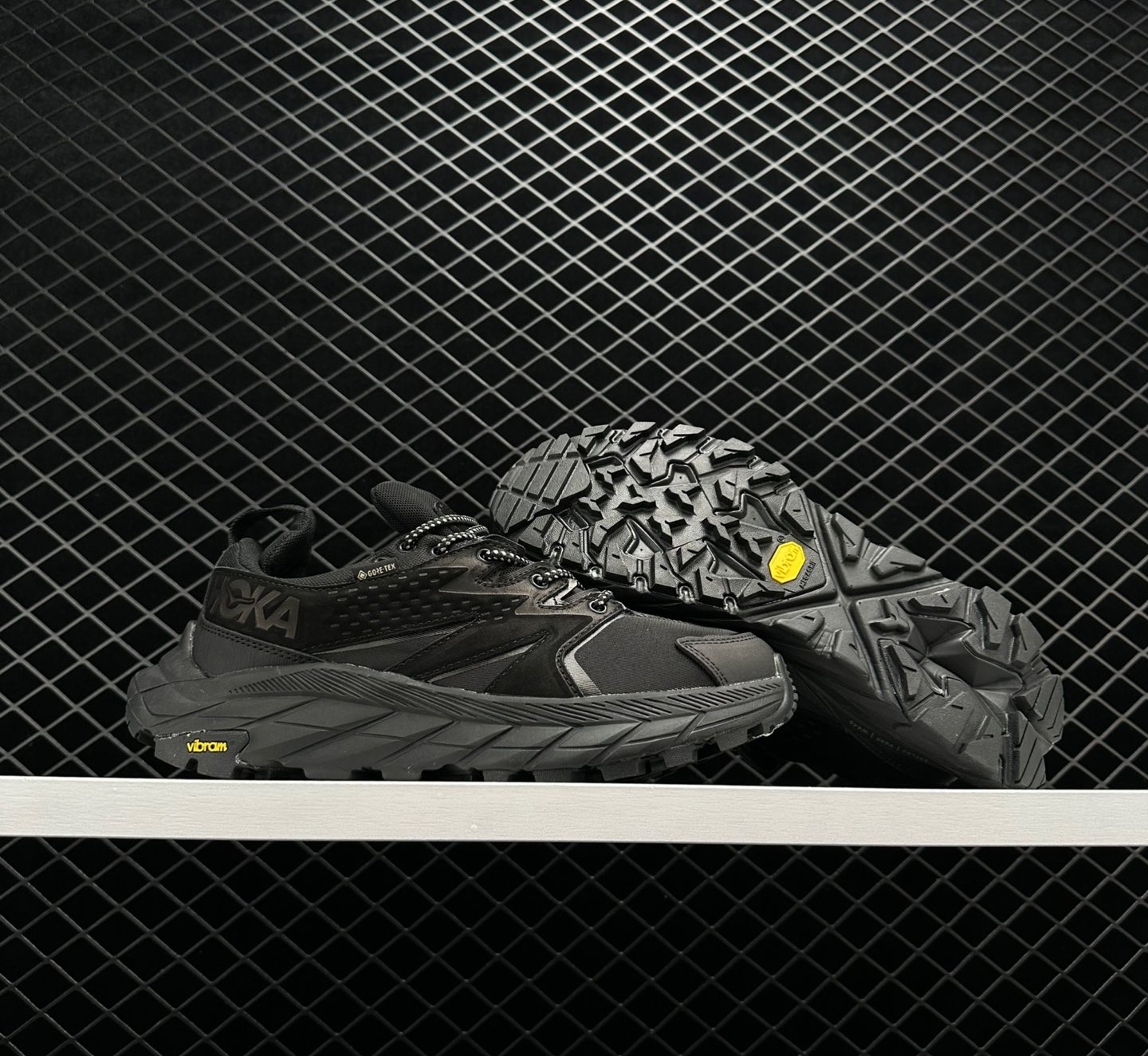 Hoka One One Anacapa Low GTX Black - Lightweight Waterproof Shoes